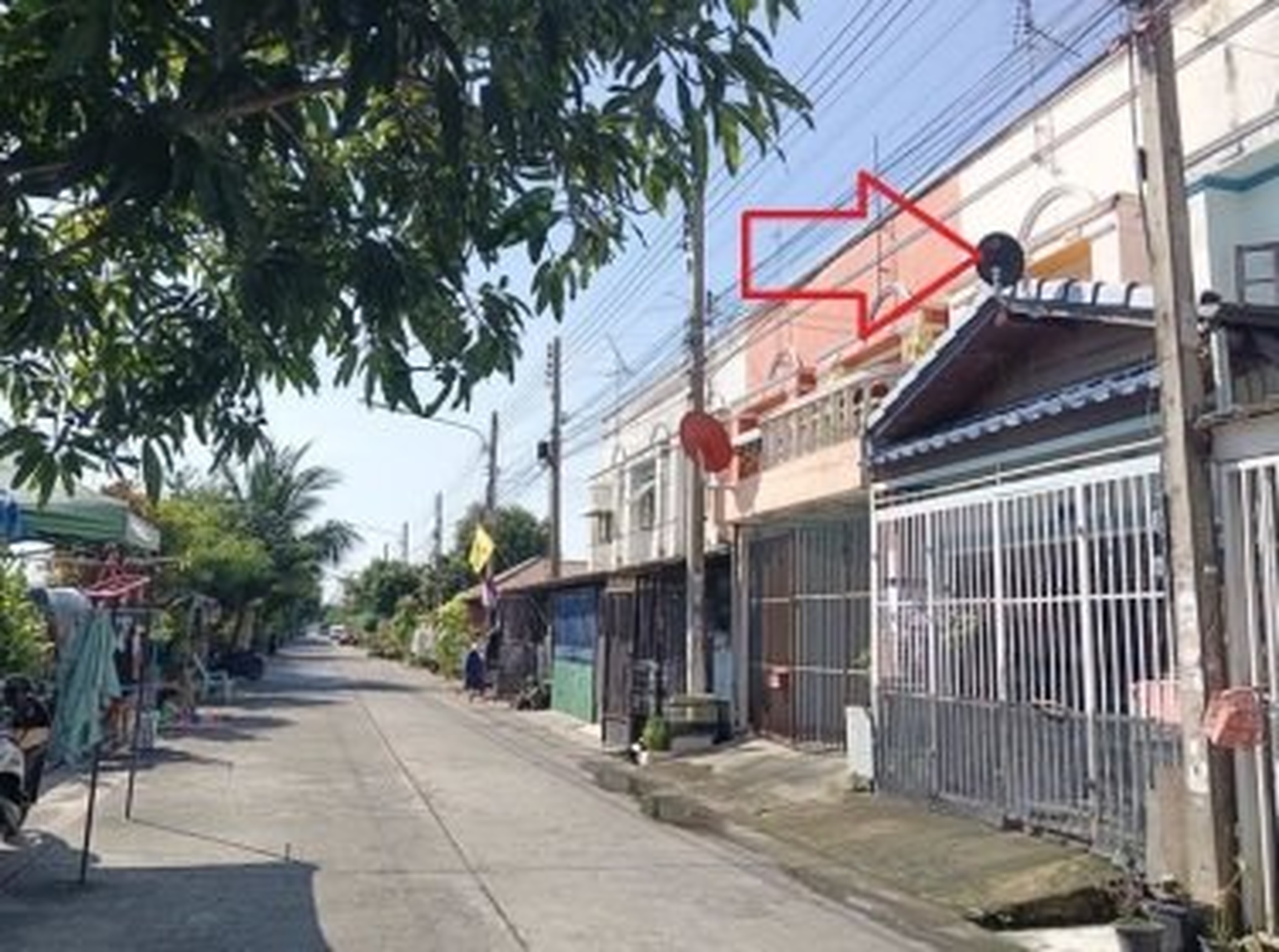 ทรัพย์สถาบันโดย SCB ทาวน์เฮาส์ ทาวน์เฮ้าส์ ศรีประจักษ์