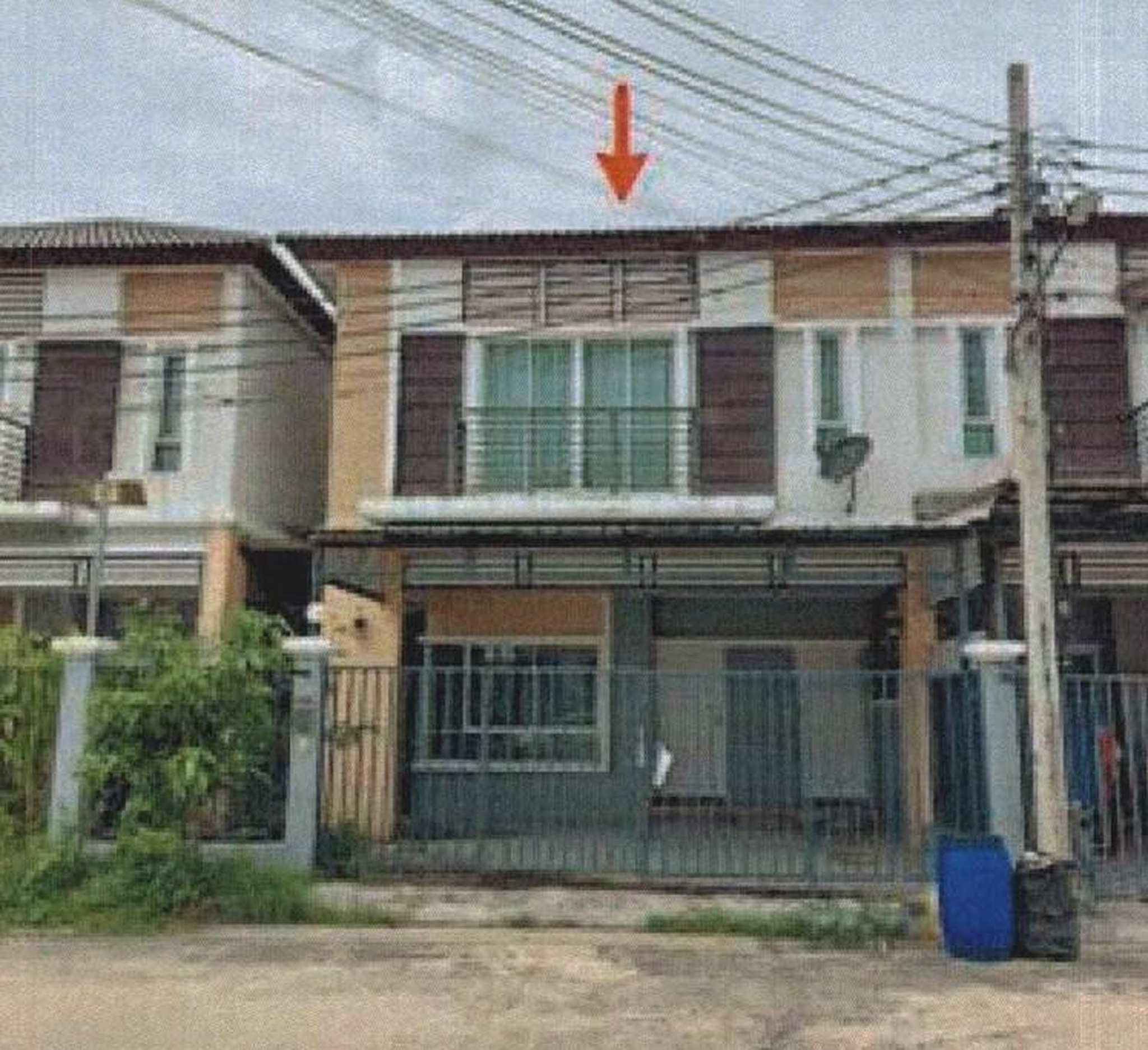 ทรัพย์สถาบันโดย GHB ทาวน์เฮาส์ ดิเอเทรี่ยม