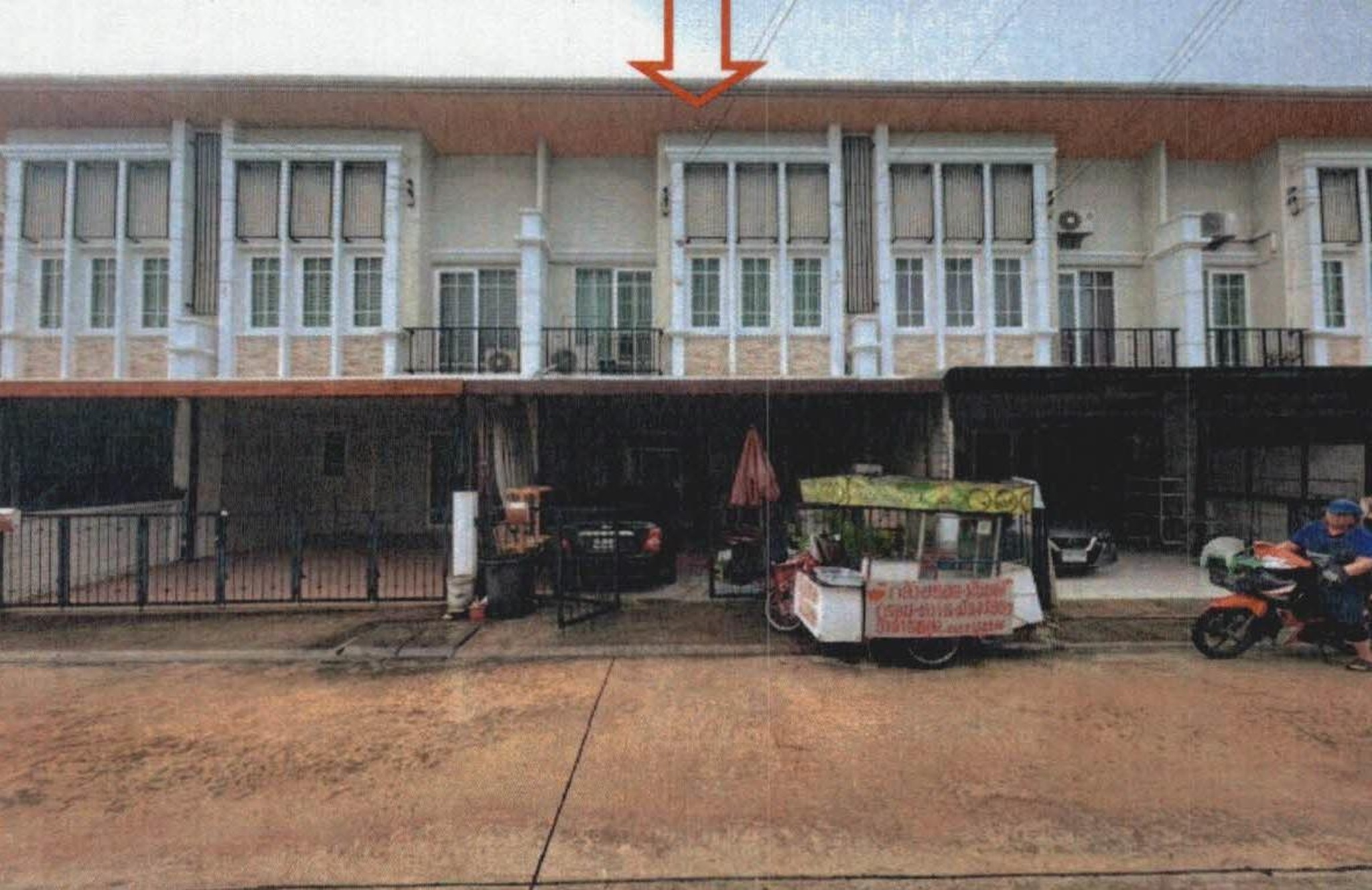 ทรัพย์สถาบันโดย GHB ทาวน์เฮาส์ โกลเด้น ทาวน์ บางนา-สวนหลวง (Golden Town Bangna-Suanluang)