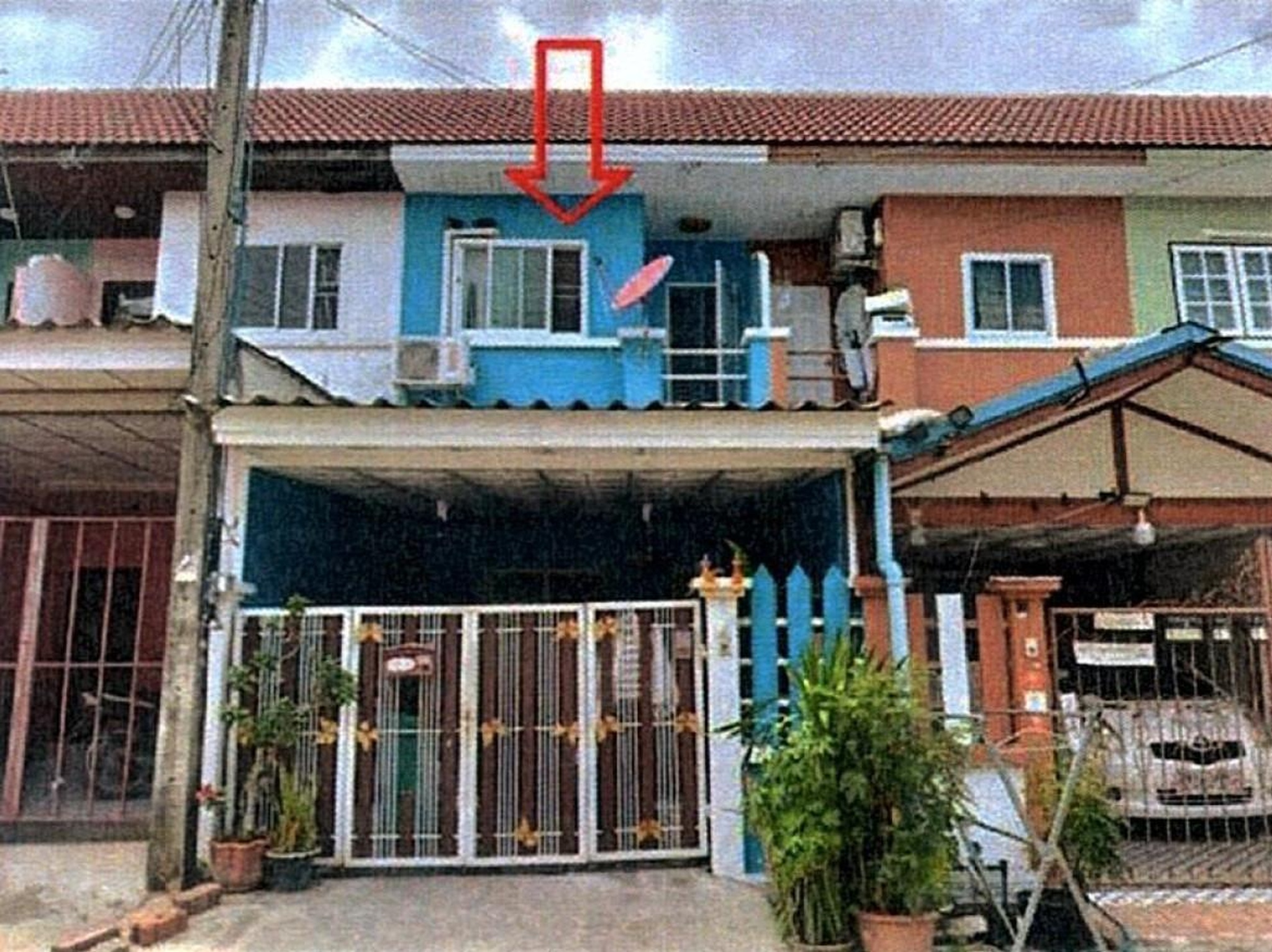 ทรัพย์สถาบันโดย GHB ทาวน์เฮาส์ ฉัตรไพลิน