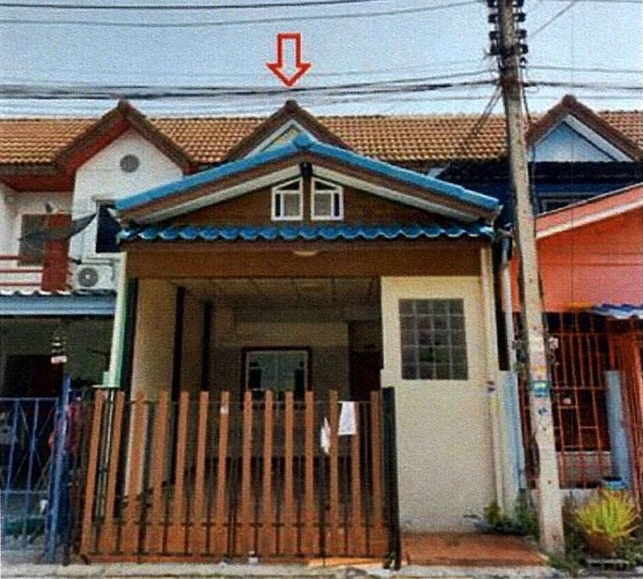 ทรัพย์สถาบันโดย GHB ทาวน์เฮาส์ เฟื่องฟ้านคร 5