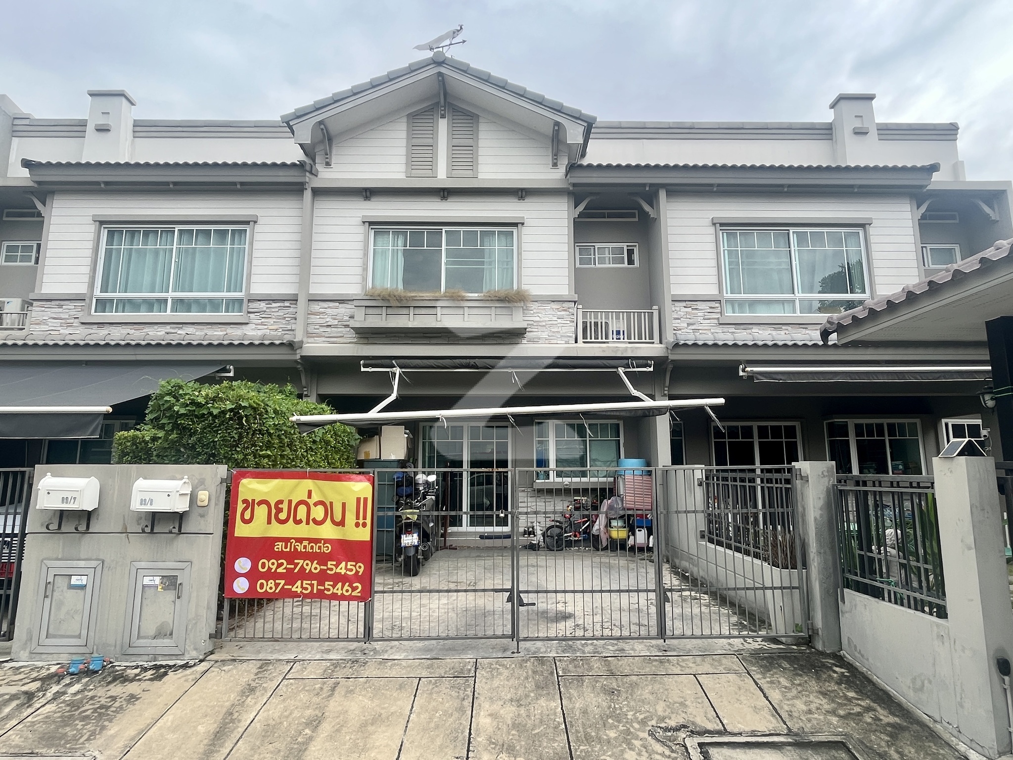 🎉🎉💥🏠ทางนี้จร้าาาา ใครที่ชอบความเป็นส่วนตัว สงบและไม่วุ่นวาย มาฮีลใจที่นี่ 🌈ขาย  บ้านในโครงการ Indy ปิ่นเกล้า สิรินธร🌈 ราคาขายเพียง 3,890,000฿ เท : โดยนายหน้า/ตัวแทน (งด Co-brokerage)