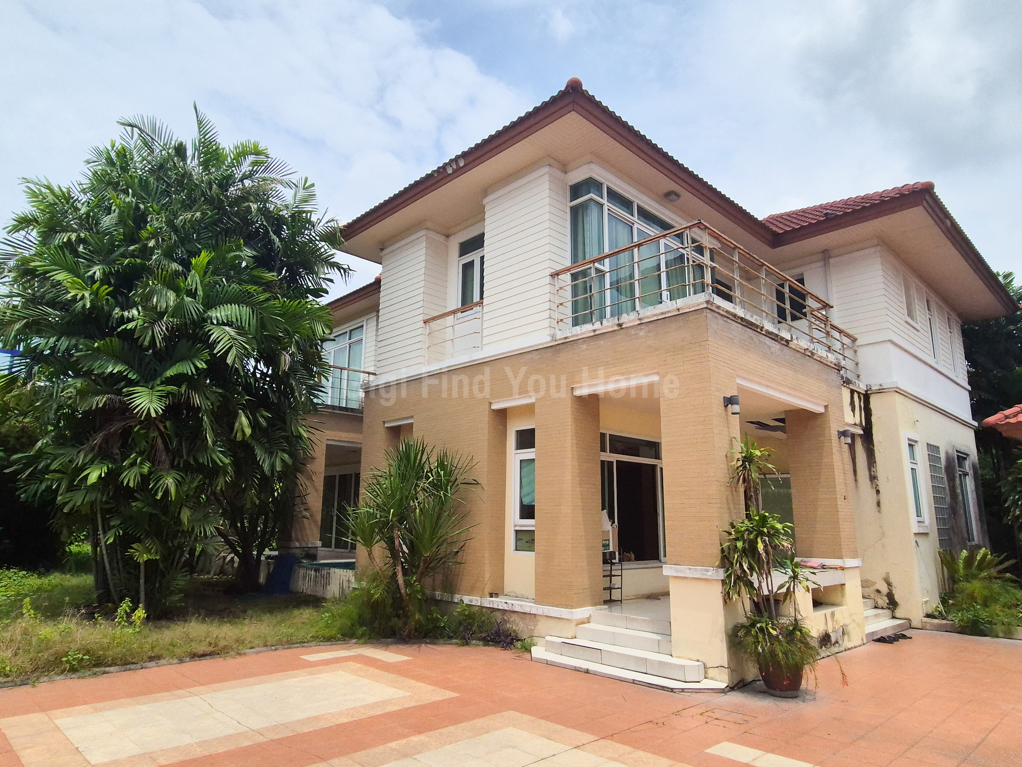 ขายคุ้มบ้านสวน!! 🌿🏠 บ้านเดี่ยวพื้นที่ใหญ่ในกรุงเทพฯ กว่า 245 ตร.ว ทำเลกรุงเทพ ฝั่งธน เข้าเมืองสะดวก ใกล้รถไฟฟ้า : เจ้าของขายเอง (งดรับนายหน้า)