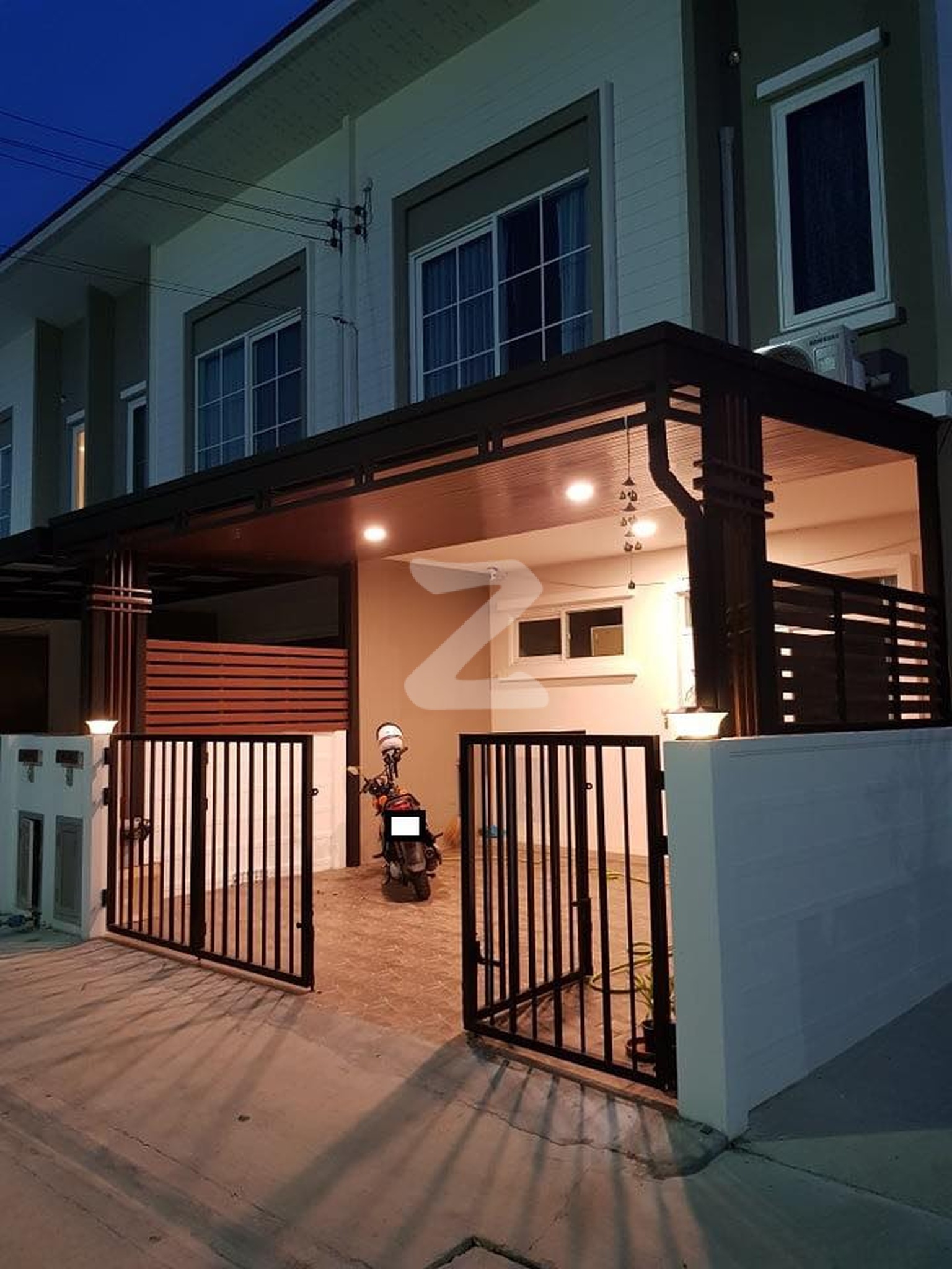 ให้เช่า/ขาย บ้านตกแต่ง พร้อมเฟอร์ และเครื่องใช้ไฟฟ้าพร้อมเข้าอยู่  โครงการ Q-Distric Gusto by "Q-House" : เจ้าของขายเอง (งดรับนายหน้า)