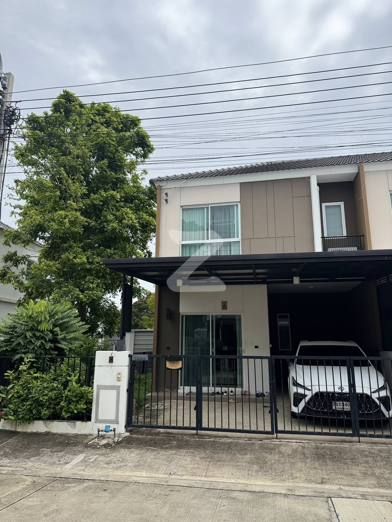 ขาย/ให้เช่า🏡บ้านพร้อมเฟอร์นิเจอร์ 🏡 👉👉หมู่บ้านเดอะคอนเนค 40 บ้านเลขที่ 125/14 ติวานนท์ แจ้งวัฒนะ ปากเกร็ด นนทบุรี ทาวน์เฮ้าส์ 2 ชั้น  หลังมุม : เจ้าของขายเอง (งดรับนายหน้า)