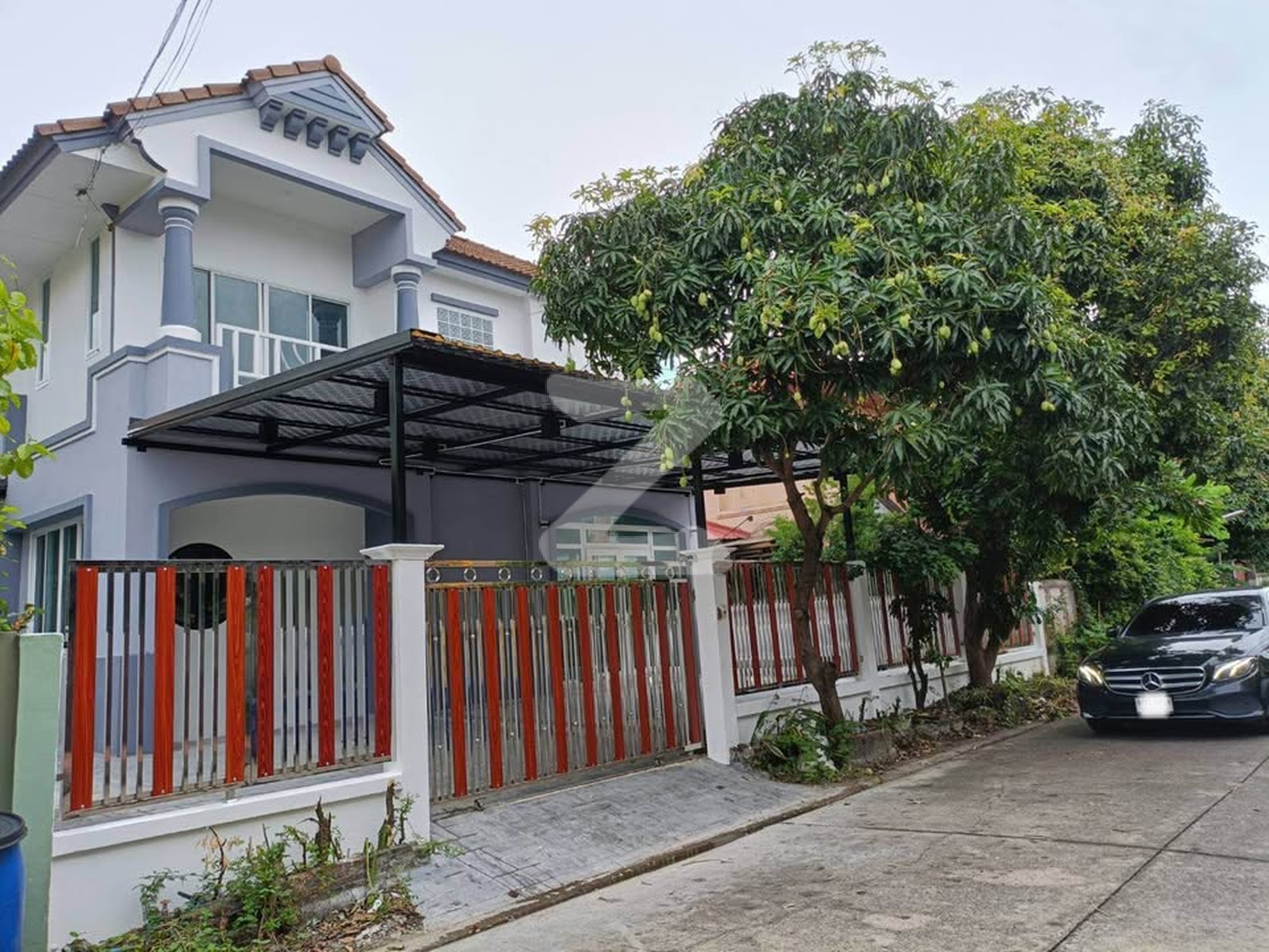 เจ้าของบ้านขายเอง “ขาย.พร้อมผู้เช่า” บ้านเดี่ยว 50 ตรว  ( 3 นอน 2 น้ำ 1 ครัว 2 ห้องนั่งเล่น ) renovated ต่อเติมใหม่ทั้งหลัง (*) : เจ้าของขายเอง (งดรับนายหน้า)
