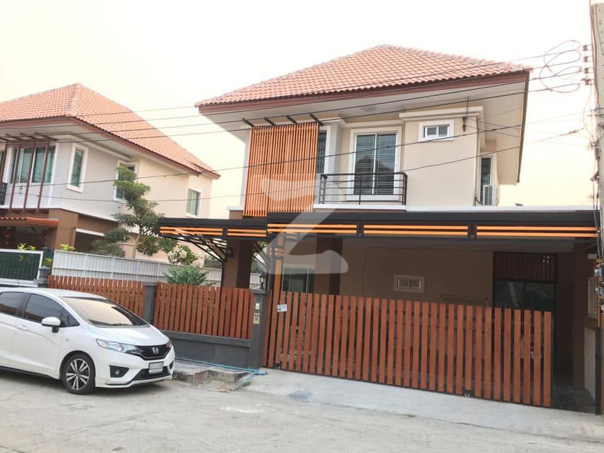 !เจ้าของขายเอง! ขายบ้านแฝด หมู่บ้านพนาสนธิ์วิลล่า แพรกษา-คลองขุด สมุทรปราการ ต่อเติมครัว และที่จอดรถ ตกแต่งพร้อมเข้าอยู่  : เจ้าของขายเอง (งดรับนายหน้า)