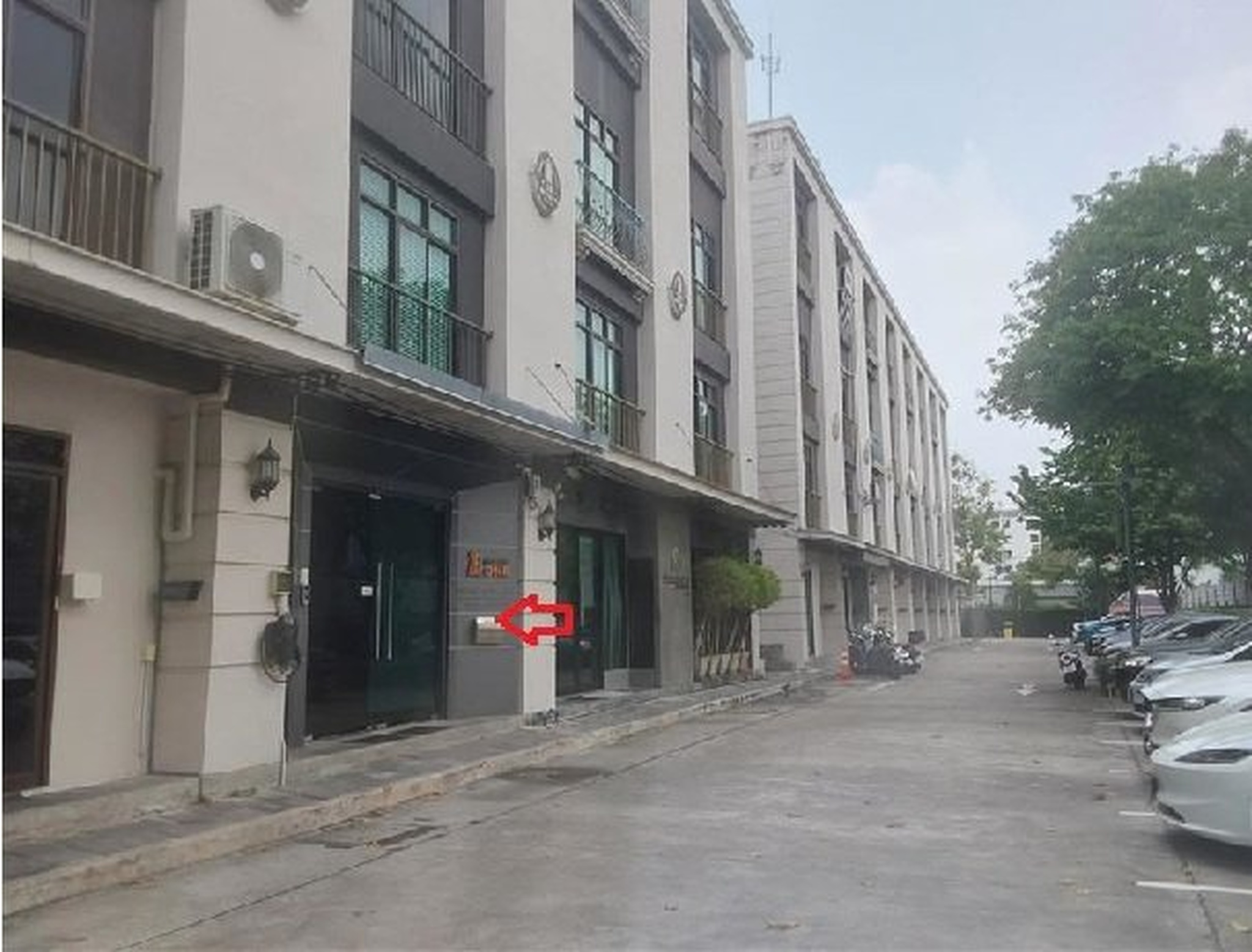 ทรัพย์สถาบันโดย SCB ตึกแถว-อาคารพาณิชย์ ชิค ดิสทริคท์ รามคำแหง 53 (Chic District Ramkhamhaeng 53)