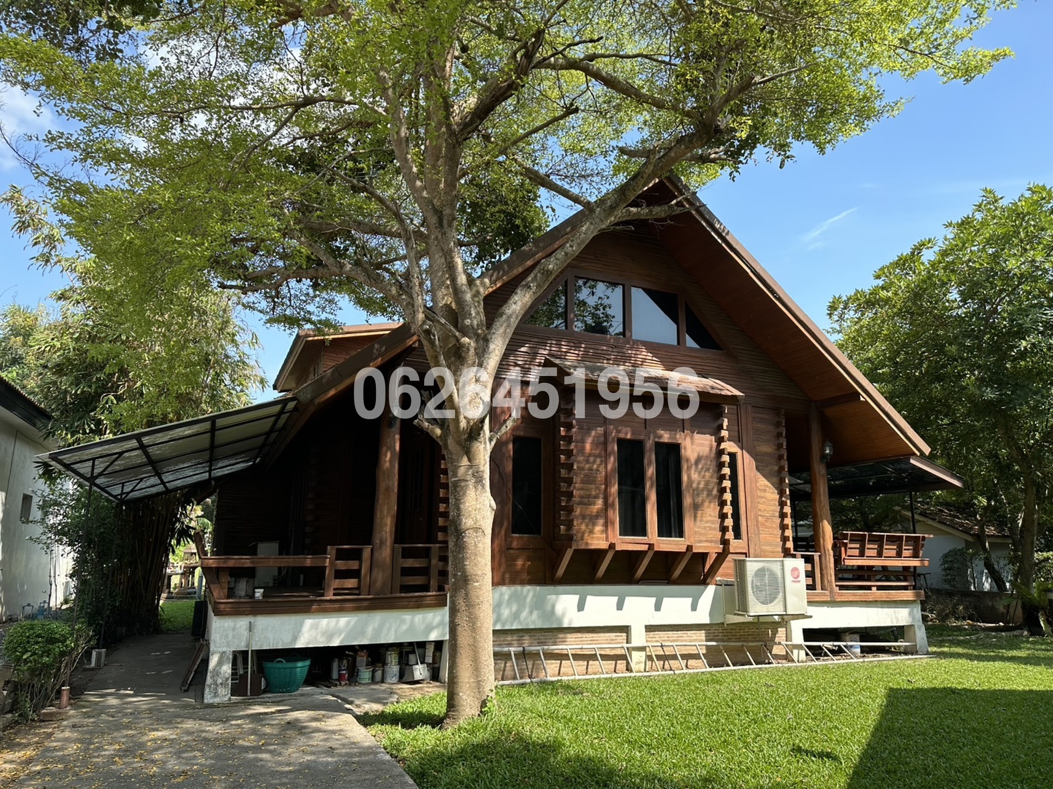 ขายบ้านเดี่ยวสภาพสวยมาก ริมหาดตะวันรอน ชลบุรี    Detached house for sale, on the edge of Ta Wan Ron Beach, Chonburi : เจ้าของขายเอง