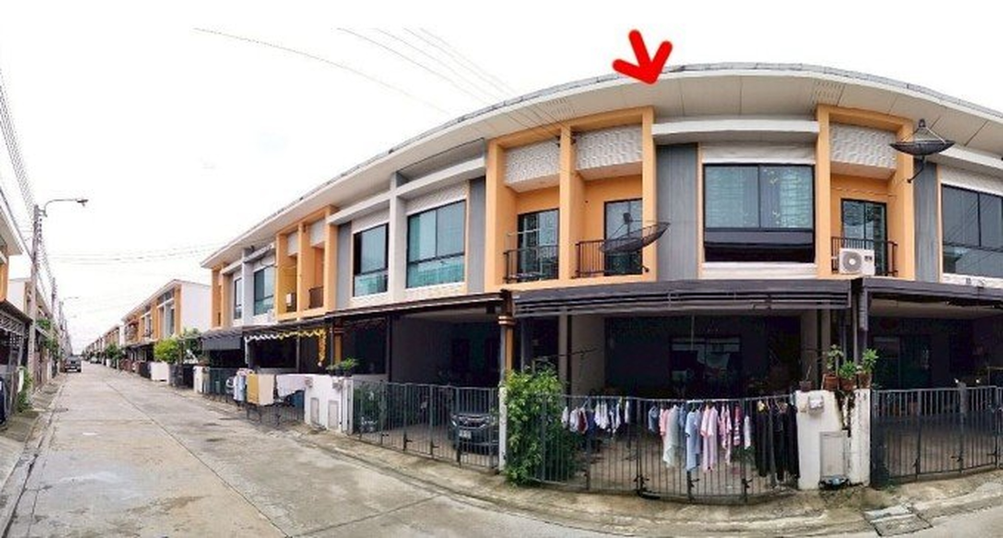ทรัพย์สถาบันโดย SCB ทาวน์เฮาส์ สิรารมย์ พลัส บางนา กม.29 (Sirarom Plus Bangna Km.29)