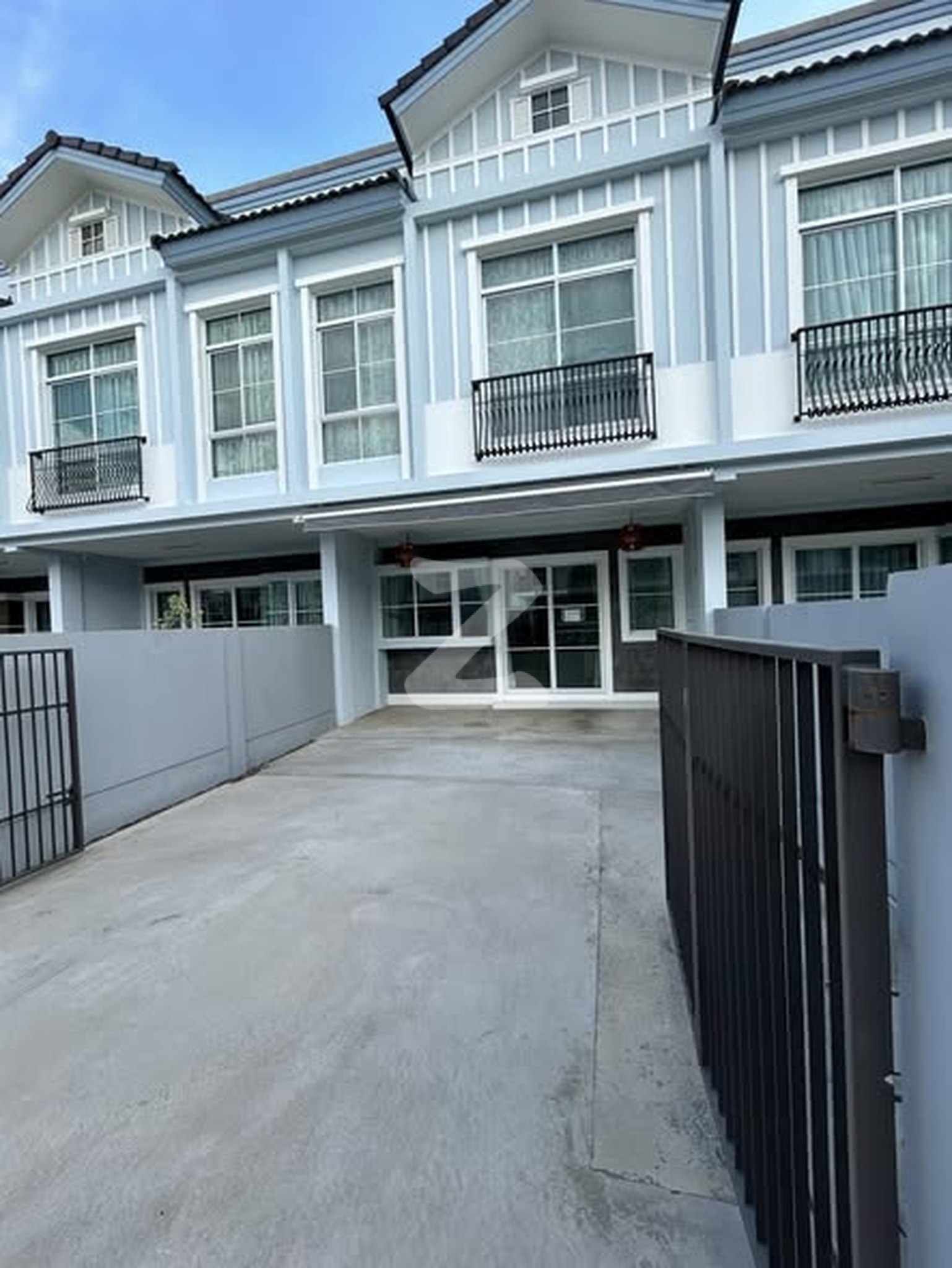 ❌ได้ผู้เช่าแล้วค่ะ ❌ **owner post / agent welcome ** 🏡 อินดี้ 2 บางนา-รามคำแหง 2 📍 ขับรถ 5 นาทีถึงเมกะบางนา : เจ้าของให้เช่าเอง (งดรับนายหน้า)