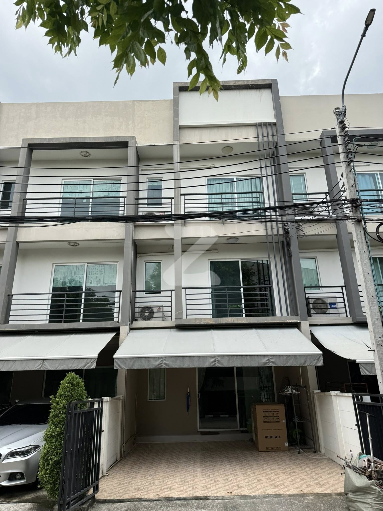หมู่บ้านกลางเมืองสุขุมวิท 77  ✅เจ้าของบ้าน Owner  ใกล้BTSอ่อนนุช 1.9กิโล                                : เจ้าของให้เช่าเอง (งดรับนายหน้า)