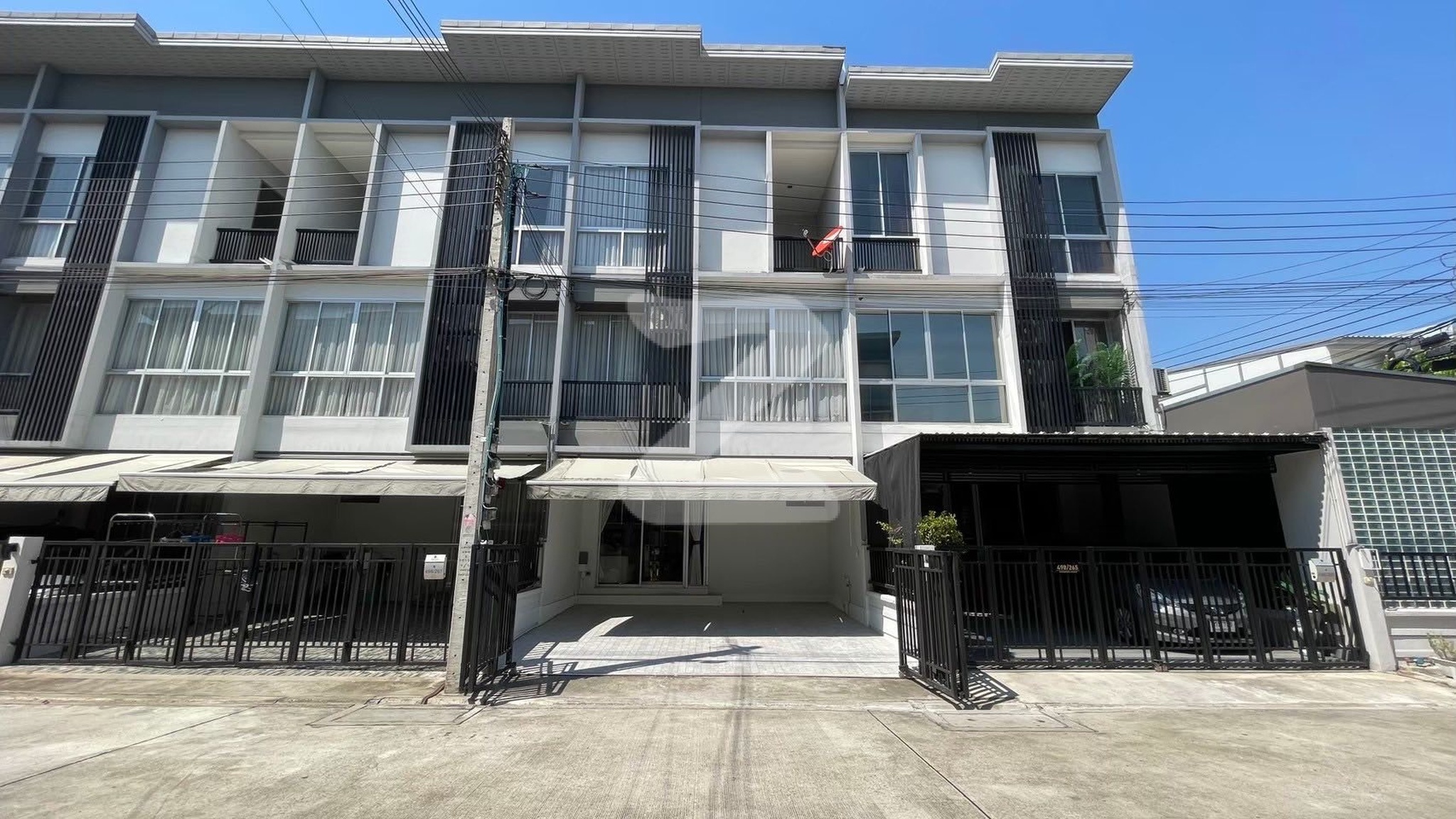 📌ขายบ้านทาวน์โฮม 3 ชั้น 🏘️ 💫หมู่บ้านสัมมากรอเวนิว รามอินทรา-วงแหวน                                     : เจ้าของขายเอง (งดรับนายหน้า)
