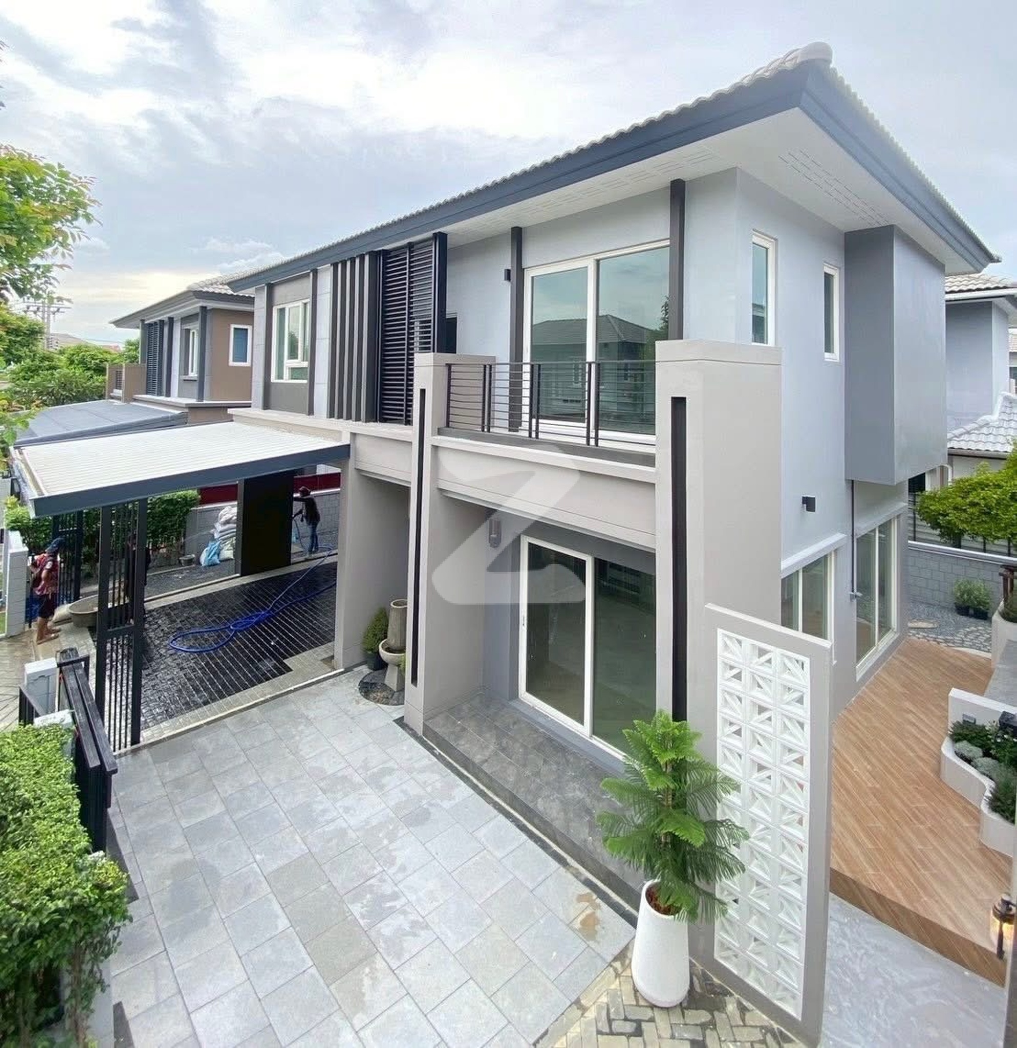 ขายบ้านเดี่ยวเดอะซิตี้พหลโยธิน  ใกล้รถไฟฟ้า ใกล้สนามบินดอนเมือง เดินทางสดวกหลายเส้นทาง รีโนเวทใหม่พร้อมอยู่  : เจ้าของขายเอง (งดรับนายหน้า)