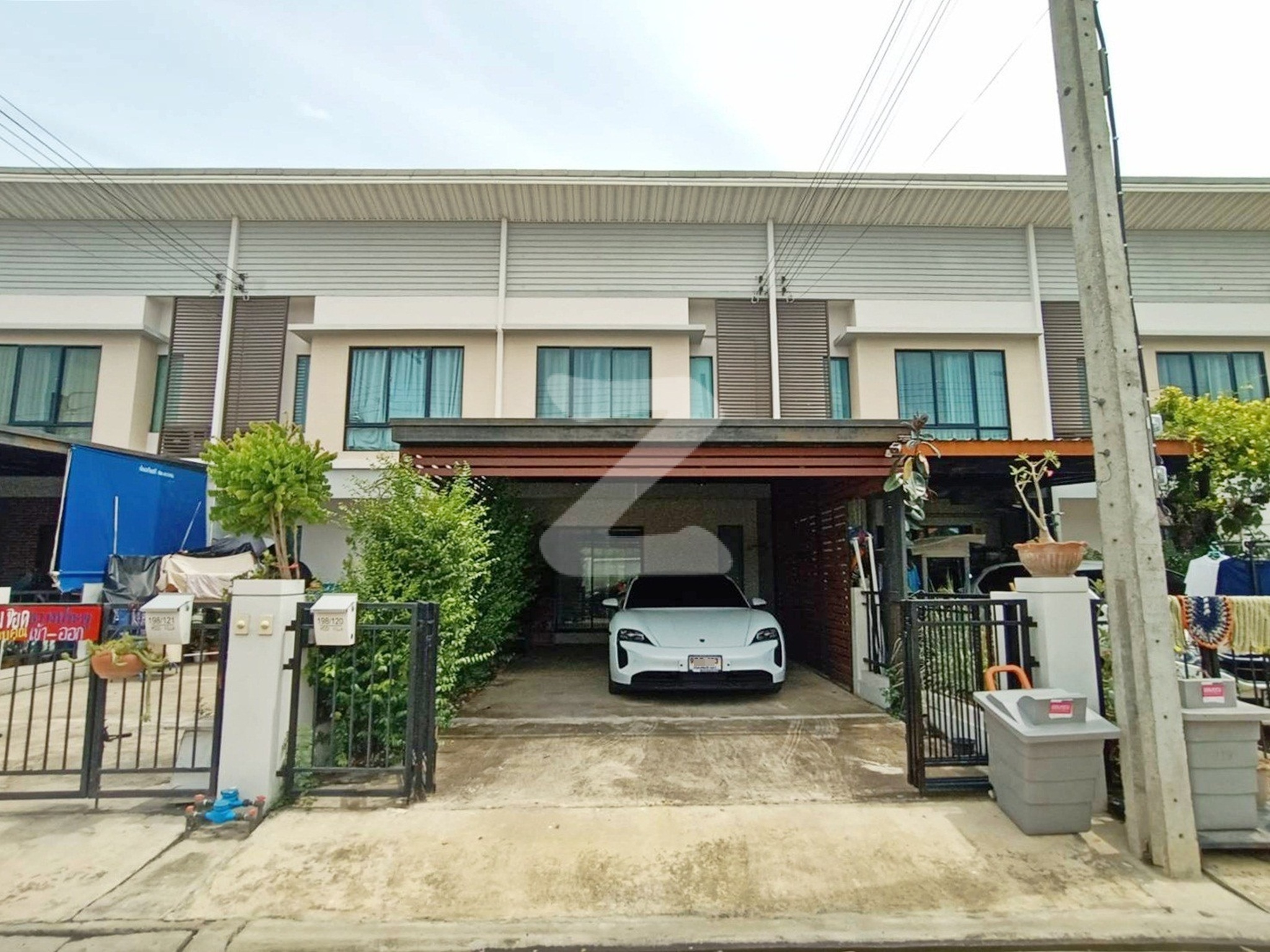 🏠 ขายทาวน์โฮม (2 ชั้น) โมดิวิลล่า บางบัวทอง (เจ้าของขายเอง)!! ✅  เนื้อที่ 23.8 ตรว. พื้นที่ใช้สอย 120 ตรม.(ไม่รวมพื้นที่ต่อเติม)    : เจ้าของขายเอง (งดรับนายหน้า)