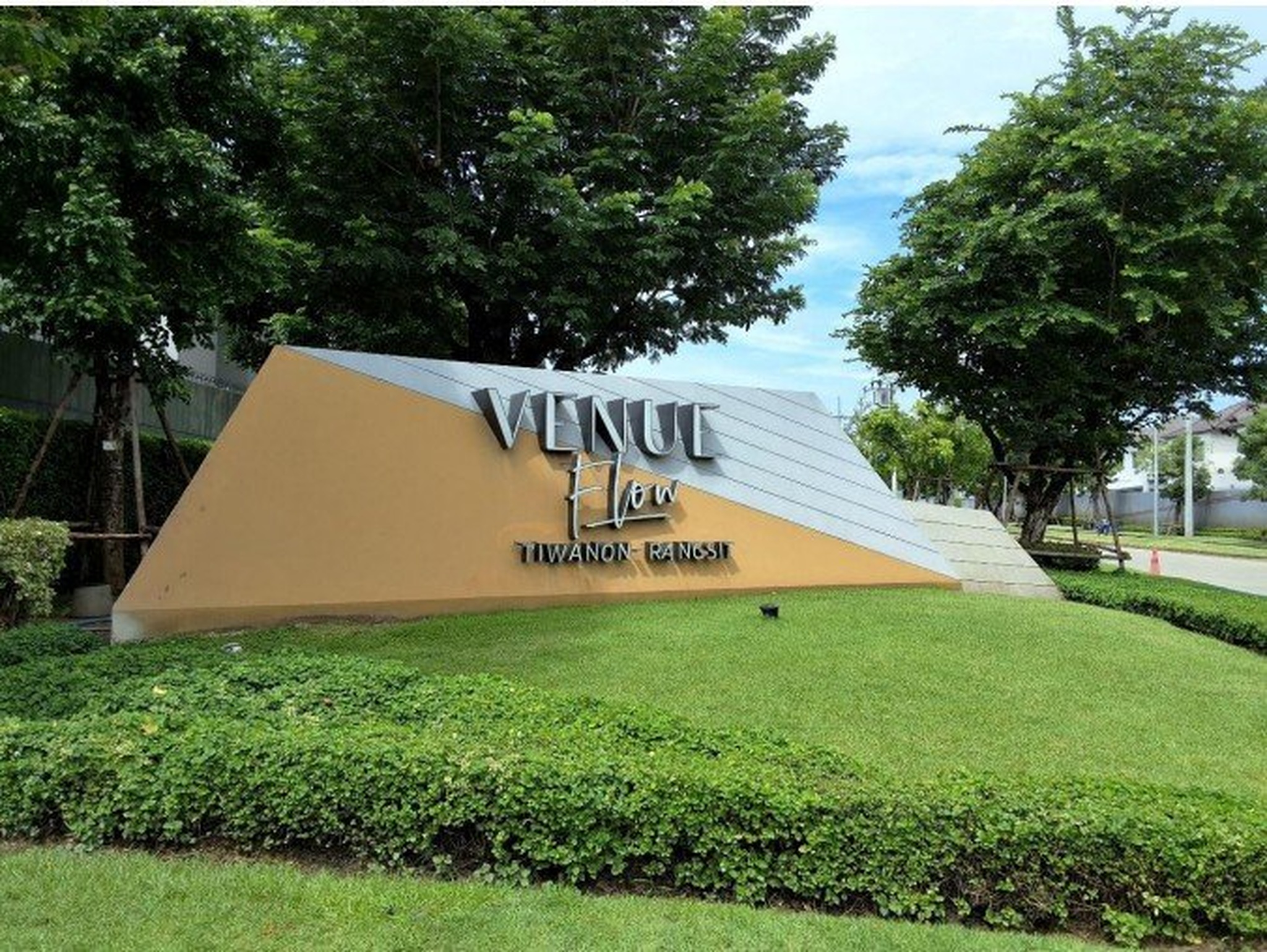 ทรัพย์สถาบันโดย SCB บ้านเดี่ยว เวนิว โฟลว์ ติวานนท์-รังสิต (Venue Flow Tiwanon-Rangsit)