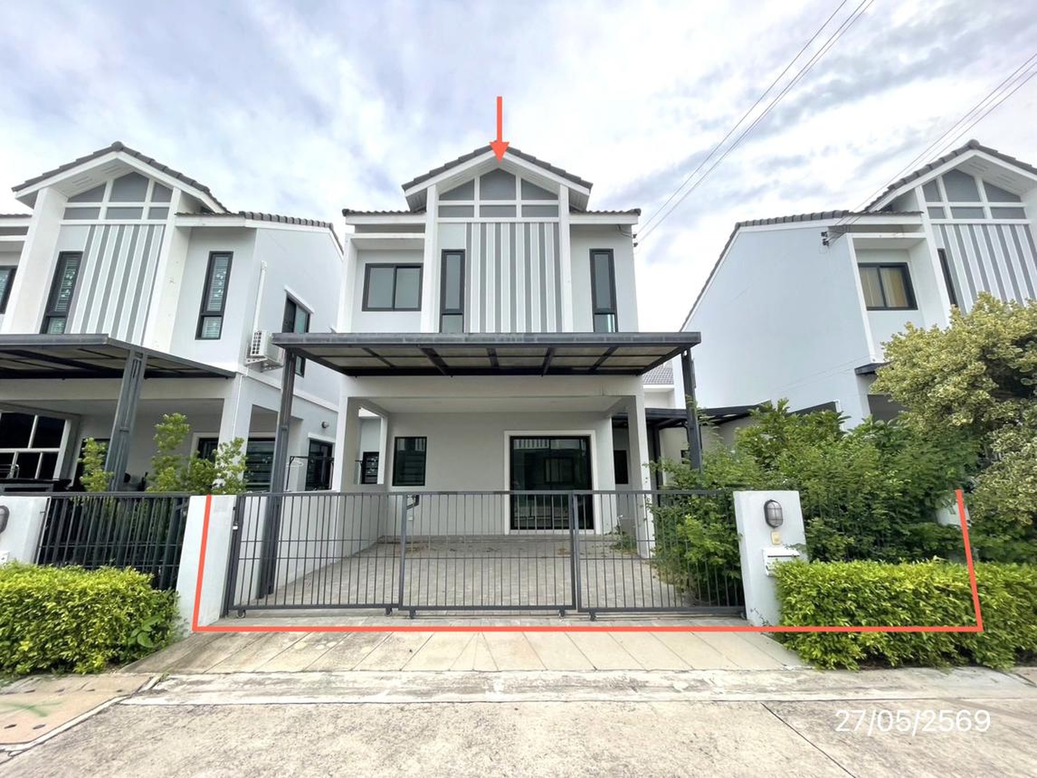 ทรัพย์สถาบันโดย KASIKORNBANK ทาวน์เฮาส์ มณีรินทร์ ปาร์ค บางพระ (Maneerin Park Bang Phra)