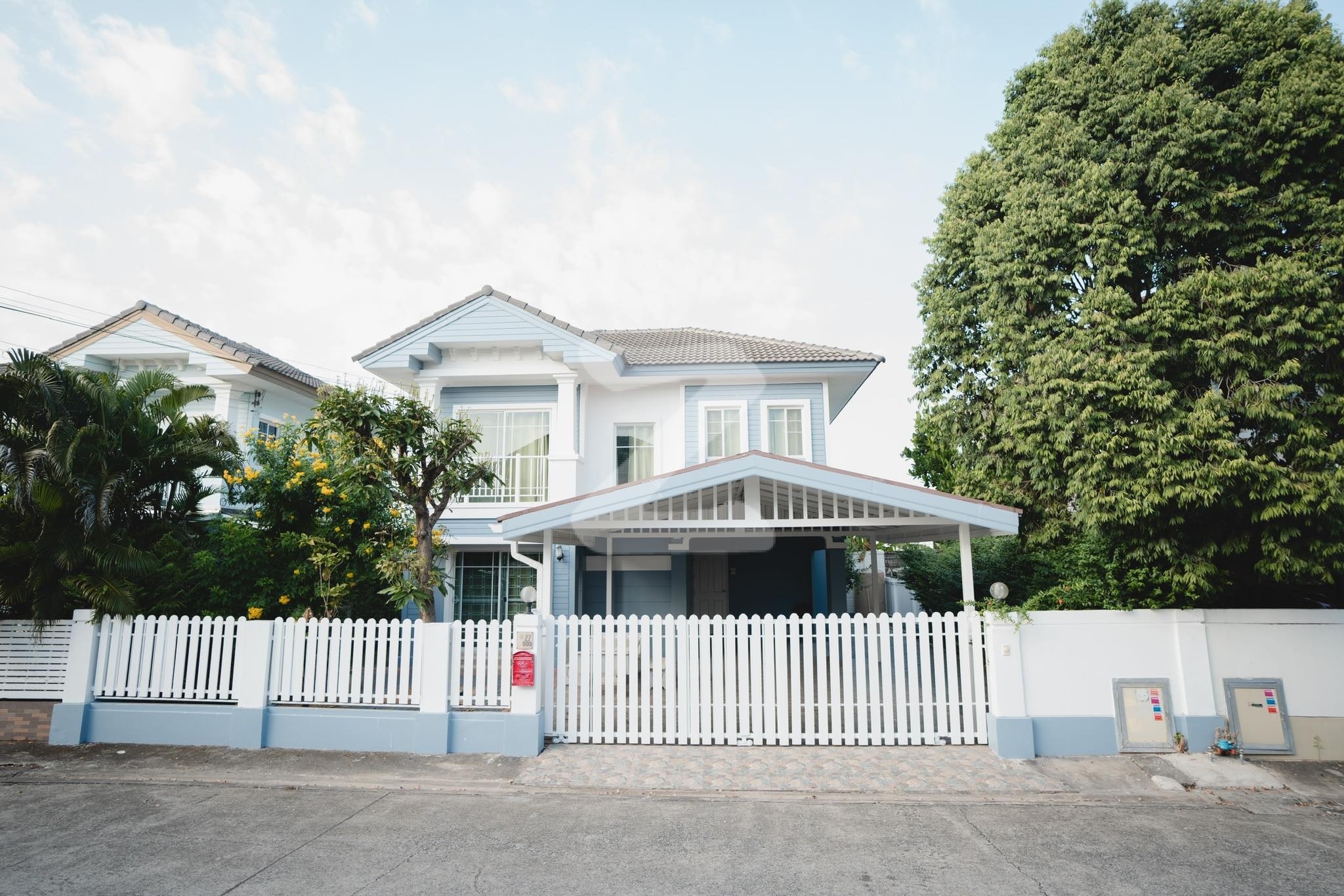 ขาย!! บ้านเดี่ยว หมู่บ้านภัสสร 19  ข้างทางด่วนจตุโชติ-รามอินทรา รีโนเวทแล้ว พร้อมเข้าอยู่ 4.19 ล้าน ค่าโอนคนละครึ่ง (เจ้าของขายเอง) : เจ้าของขายเอง (งดรับนายหน้า)