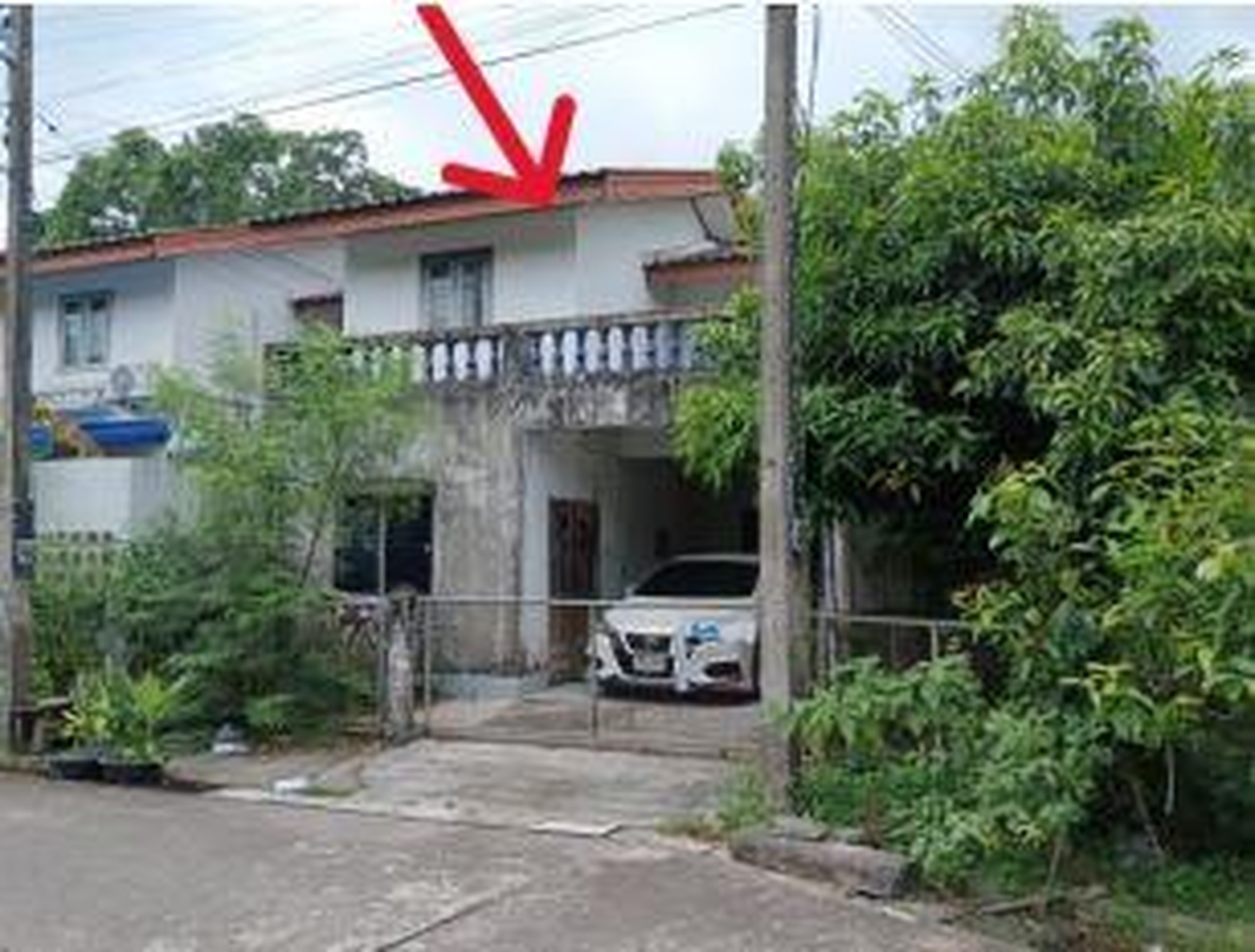 ทรัพย์สถาบันโดย GHB ทาวน์เฮาส์ การเคหะชุมชนน้ำน้อย 2