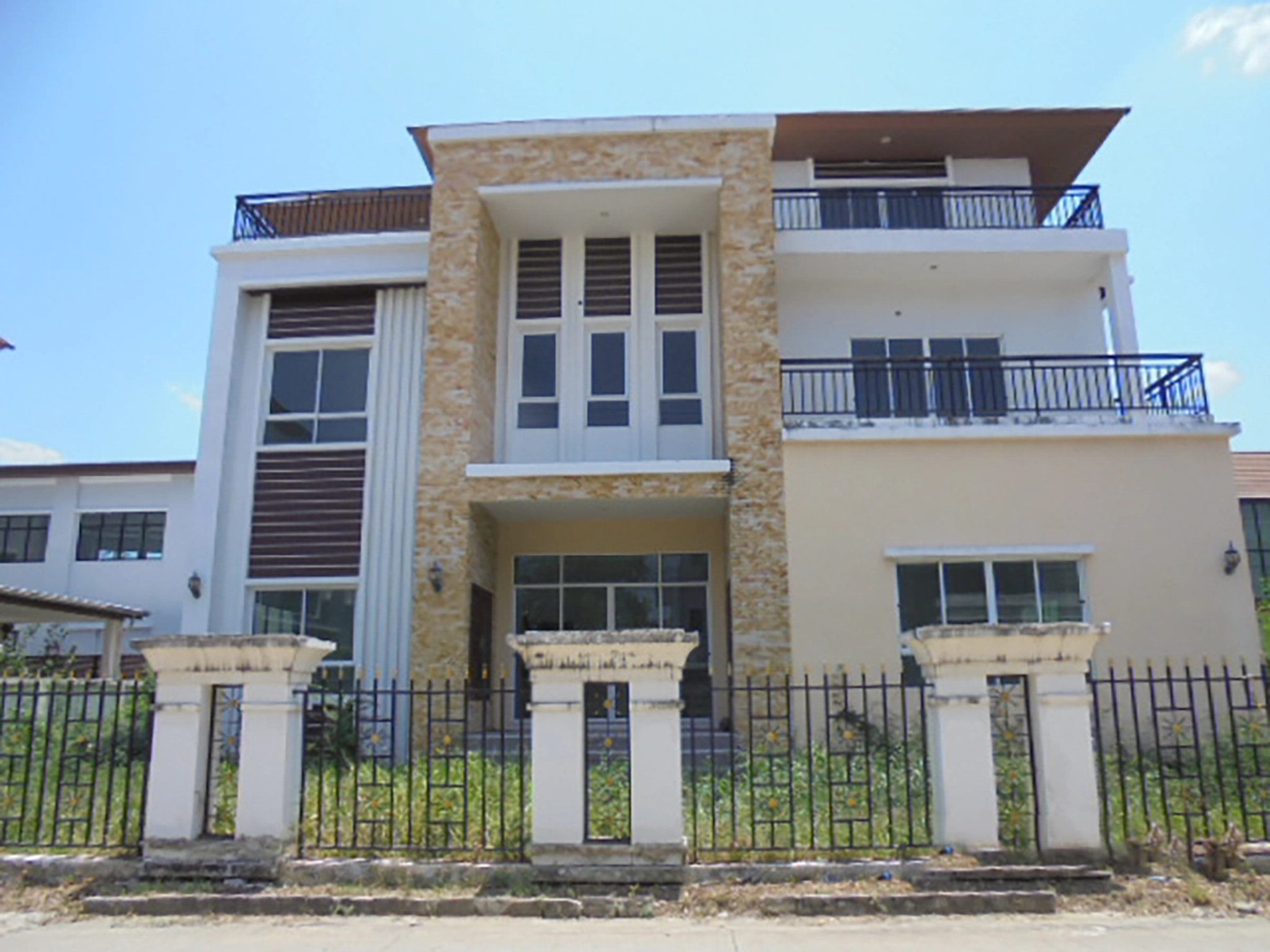 ทรัพย์สถาบันโดย BAY บ้านเดี่ยว ดิ แอลเลแกนซ์ เพชรเกษม 81 (The Elegance Phetkasem 81)