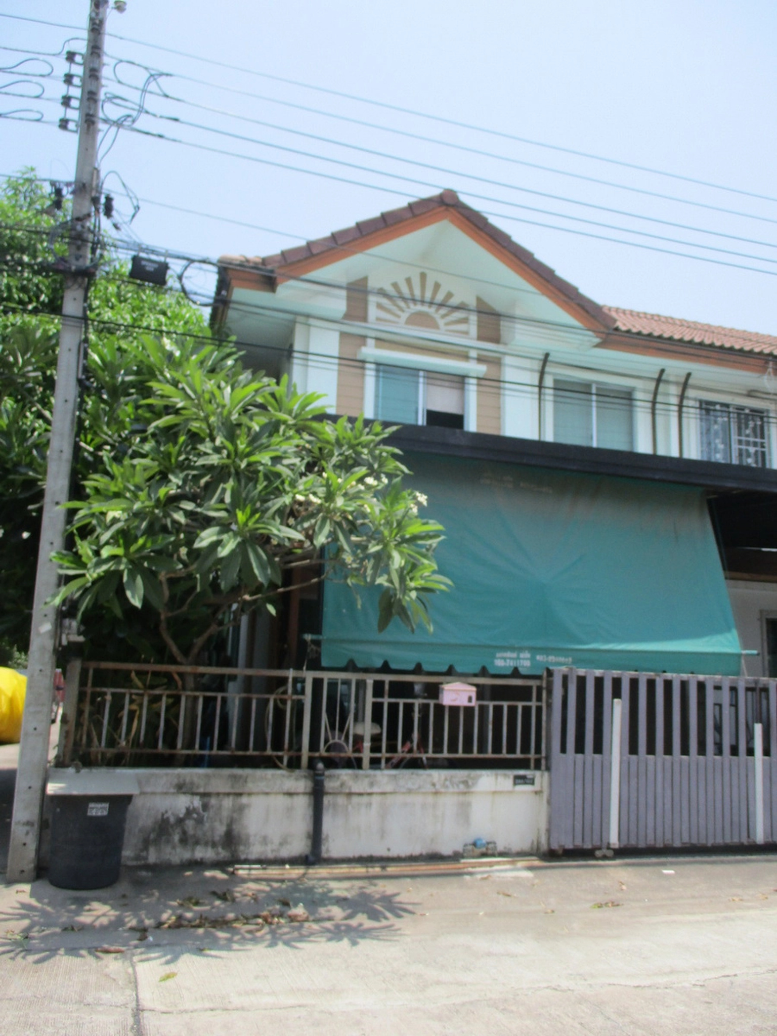 ทรัพย์สถาบันโดย BAY ทาวน์เฮาส์ พฤกษาวิลล์ 9 ศรีนครินทร์-เทพารักษ์ (Pruksa Ville 9 Srinakarin-Teparak)