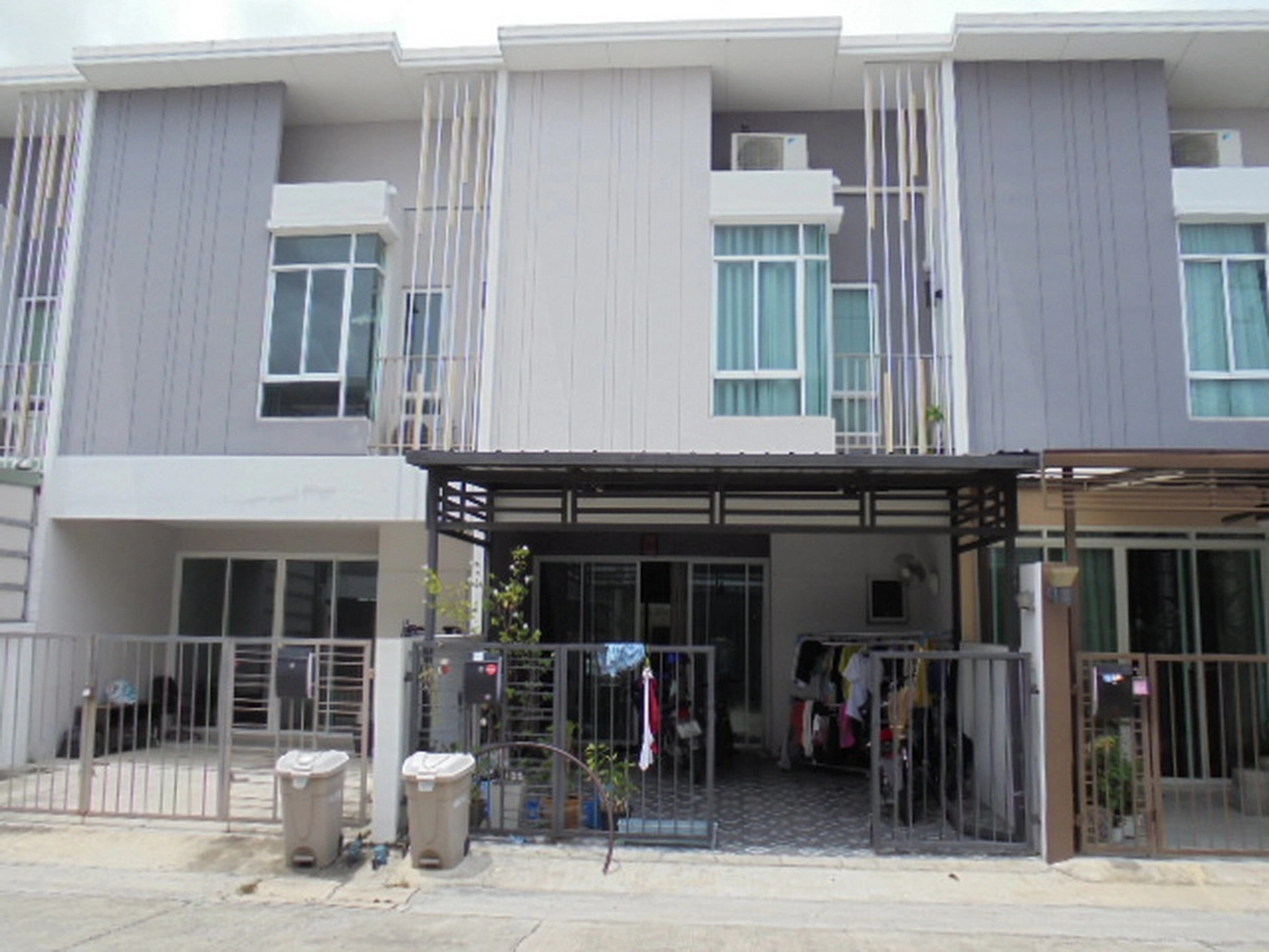 ทรัพย์สถาบันโดย BAY ทาวน์เฮาส์ ซิตี้เซนต์ ศาลายา (City Sense Salaya)