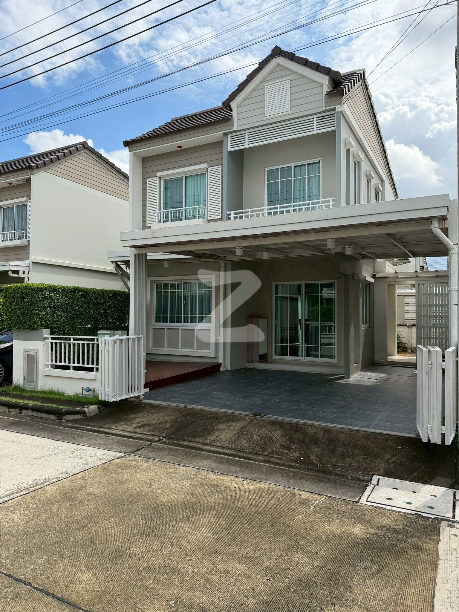 ยินดีรับเอเจ้นทุกท่านค่า 🏡 ปล่อยเช่า หมู่บ้านเดอะวิลเลจ บางนา (The Village Bangna) บ้านหลังมุม ซอยมหาชัย     : เจ้าของให้เช่าเอง (งดรับนายหน้า)