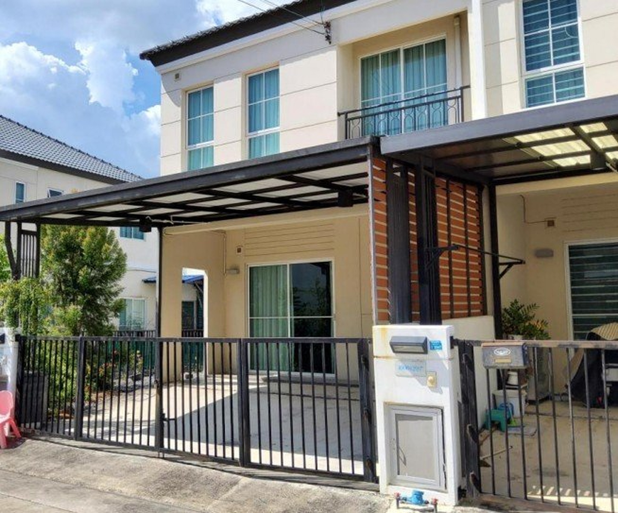 ทรัพย์สถาบันโดย SCB ทาวน์เฮาส์ บ้านพฤกษา 143 สุขุมวิท-บางปู (Baan Pruksa 143 Sukhumvit-Bangpu)