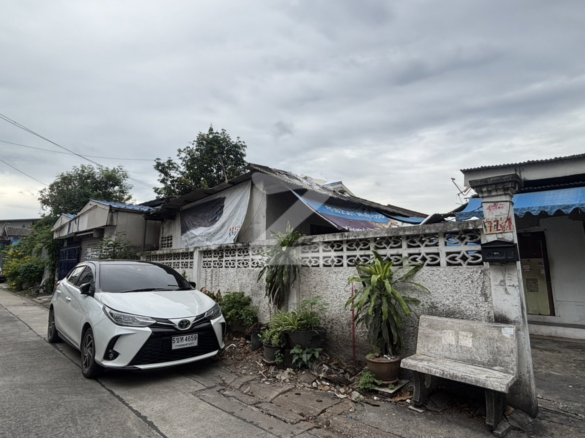 ขายที่ดินพร้อมบ้านเก่า 49วา 4.2ล้ นาคนิวาส21-สังคมสงเคราะห์28 ใกล้เซนทรัล เขต ทางด่วน : เจ้าของขายเอง (งดรับนายหน้า)