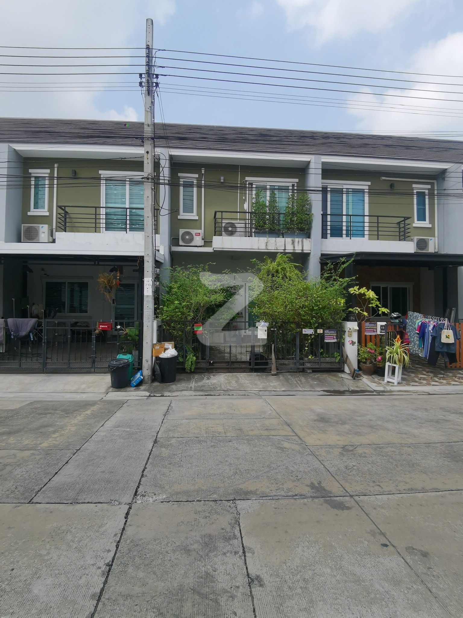 ราคาขาย​ 2​,190,000  รวมโอน​ (เจ้าของขายเอง)​ ขายบ้าน​พาทาโก​เนีย5​ ถนนเลียบคลองสอง​ แขวงบางชัน​ เขต​คลองสามวา ใกล้​ ซาฟารี​ แฟชั่นไอ​ส์แลนด์​  : เจ้าของขายเอง (งดรับนายหน้า)