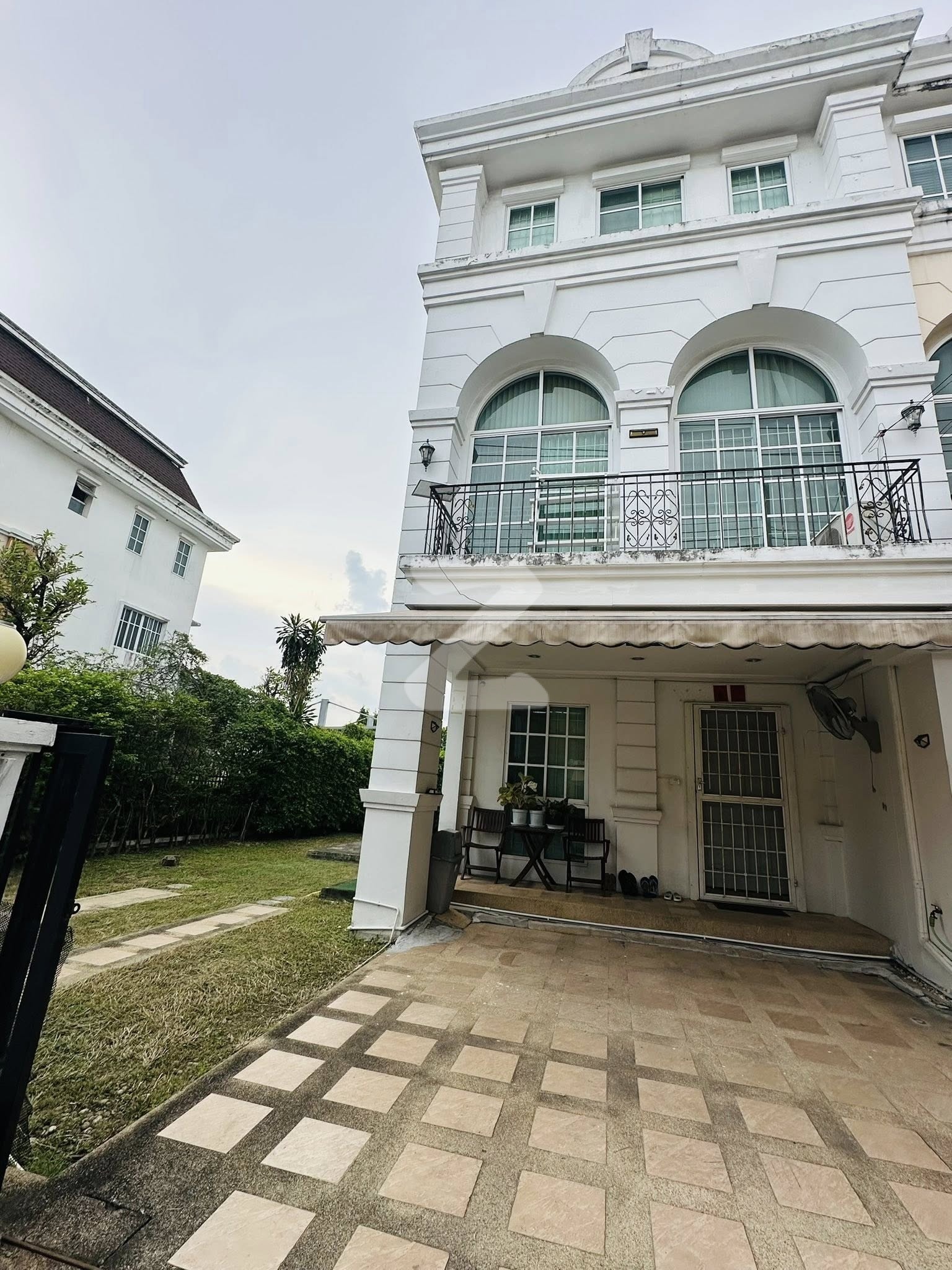 ‼️‼️‼️ ขายบ้านพร้อมที่ดิน ‼️‼️‼️ 🏡หมู่บ้านพลัสซิตี้ปาร์ค 💒 บ้านทาว์โฮม 3ชั้น 5สเตป -พื้นที่ 51.2 ตร.ว  : เจ้าของขายเอง (งดรับนายหน้า)