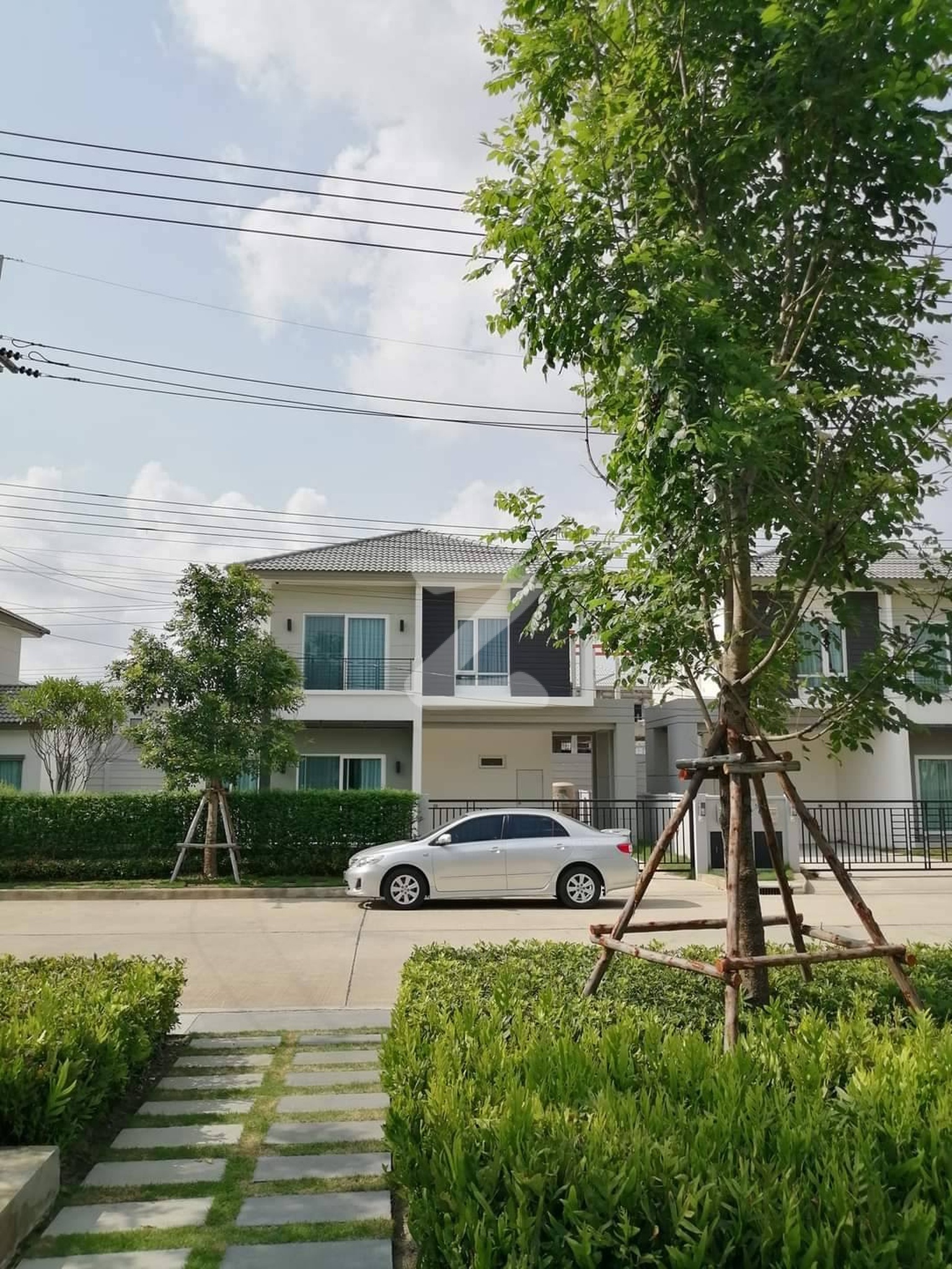 ขายบ้าน (เจ้าของขายเอง)  ขายถูก อยากขายราคาต่อรองได้ หมู่บ้าน Centro พหลฯ-วิภา เฟส 1 : เจ้าของขายเอง (งดรับนายหน้า)
