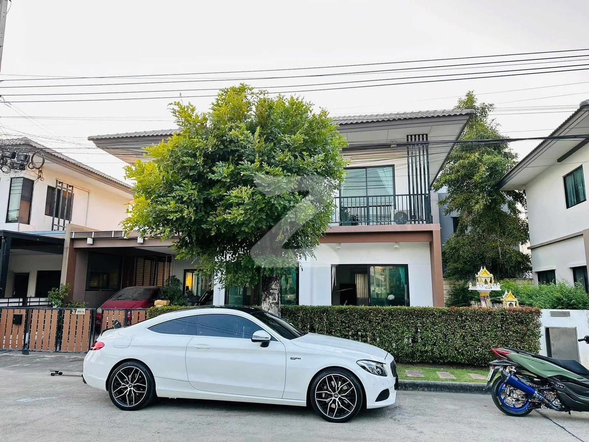 🏠🏠🏠  บ้านเดี่ยว(เจ้าของขายเอง) ใกล้เซ็นทรัลเวสเกส มีแอร์ให้ 4 ตัว บิ้วอินเรียบร้อย บ้านอยู่ ตรงข้ามสระว่ายน้ำ สโมสร ฟิตเนส ครบครัน  : เจ้าของขายเอง (งดรับนายหน้า)