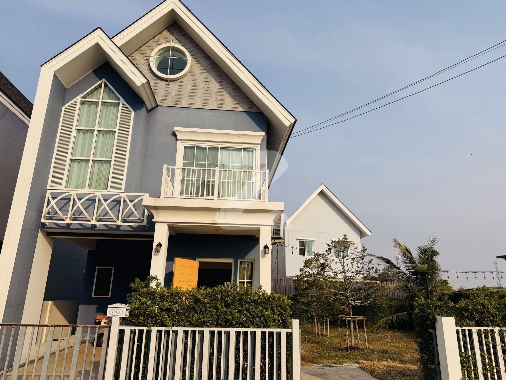 ขายบ้านจ้าาาา สภาพบ้านใหม่มาก  ราคา 3.8 ล้านถ้วน   ลดสุดๆ แล้ว  พิกัด 💨 หมู่บ้านสุขสำราญคอทเทจ ประชาอุทิศ 90 : เจ้าของขายเอง (งดรับนายหน้า)