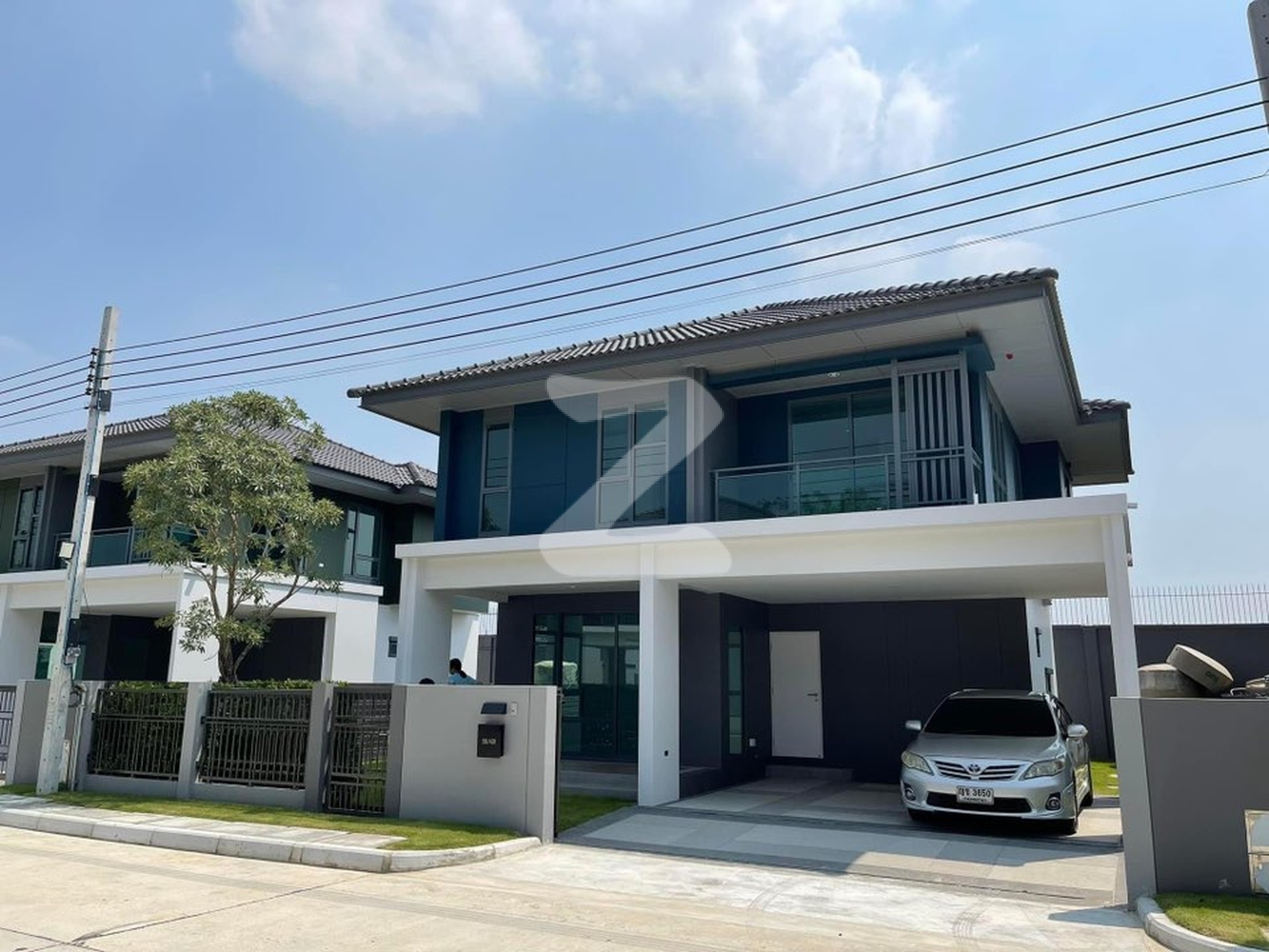 ขายบ้านเดี่ยว 2 ชั้น 53.9 ตร.ว 3 นอน 3 น้ำ บนสังคมบ้านหรู ถนนหอการค้าไทย หมู่บ้าน สราญสิริ ชัยพฤกษ์ - แจ้งวัฒนะ : เจ้าของขายเอง (งดรับนายหน้า)