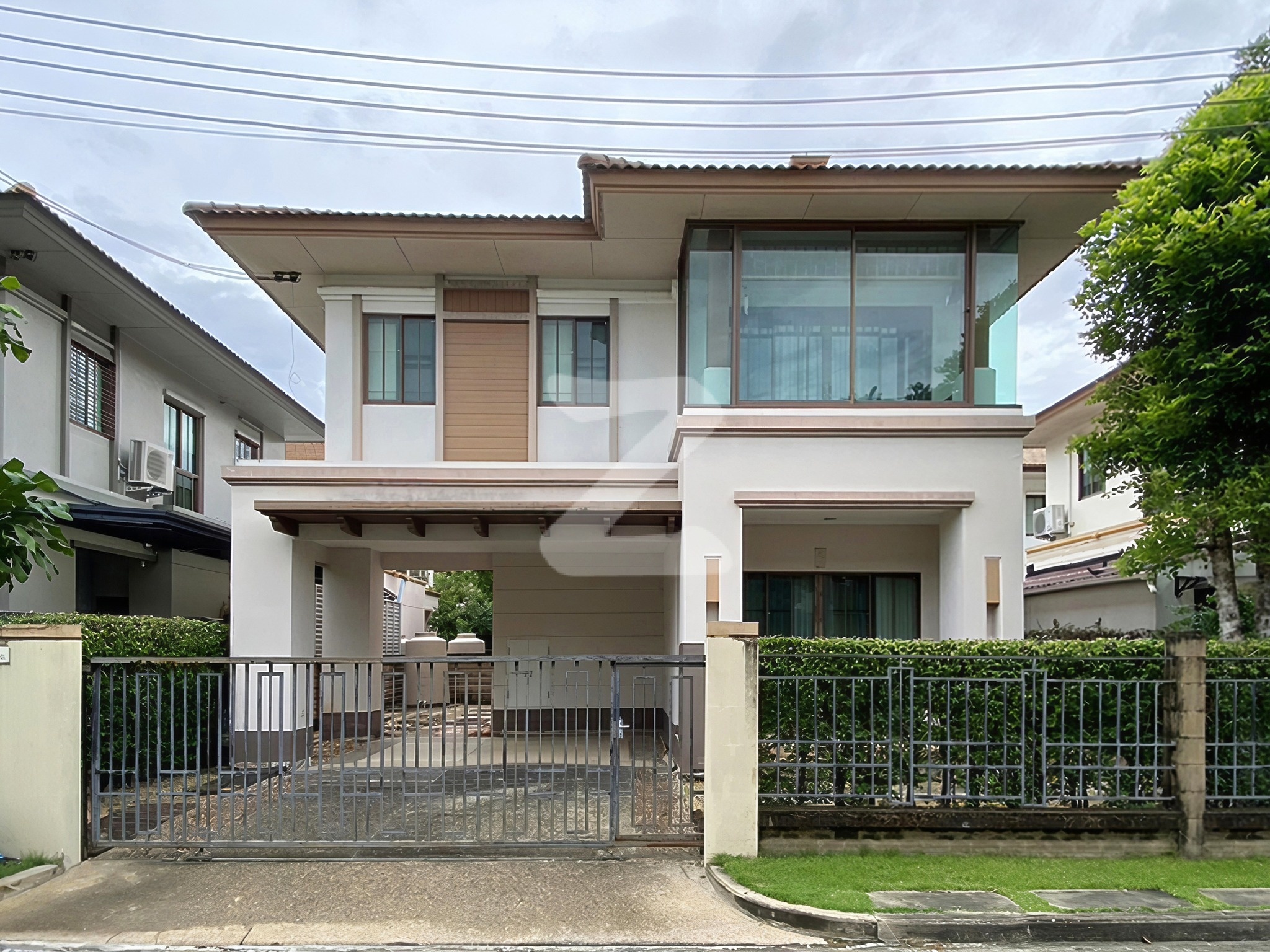 🏡ขายบ้านเดี่ยว บุราสิริ ราชพฤกษ์-แจ้งวัฒนะ (โครงการของแสนสิริ สไตล์รีสอร์ท ต้นไม้เยอะ สงบร่มรื่น) 🏡บ้านไม่เคยเข้าอยู่ เจ้าของขายเอง ราคาต่ำกว่าทุน : เจ้าของขายเอง (งดรับนายหน้า)