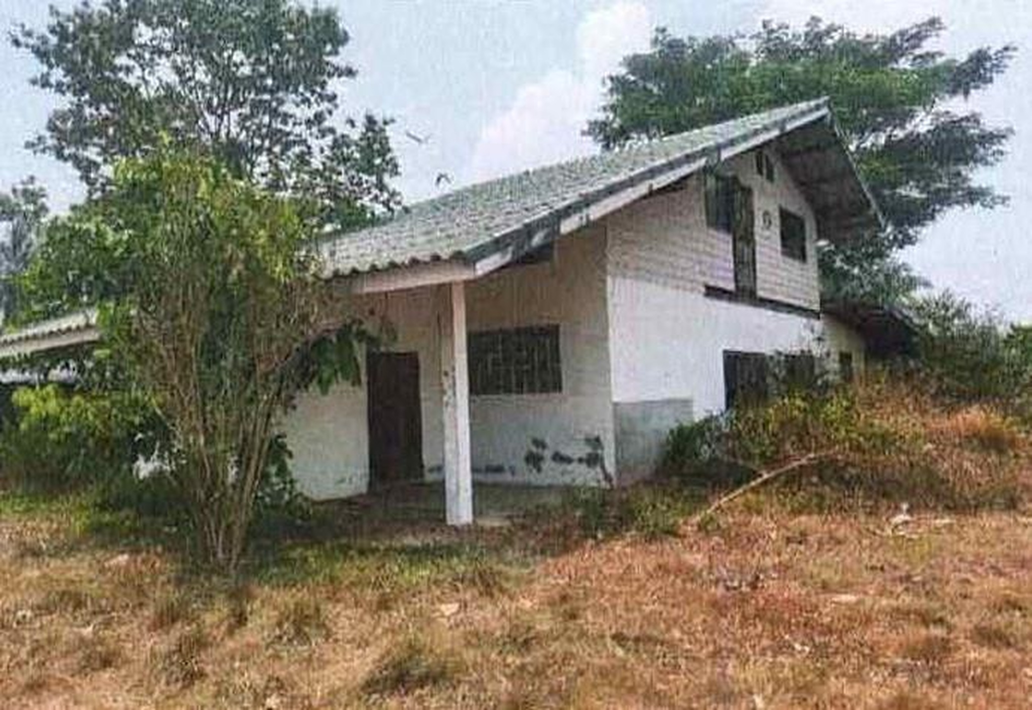 ทรัพย์สถาบันโดย GHB บ้านเดี่ยว ซอยวิสูตรโยธาภิบาล ถนนสายนาจะหลวย-บุญฑริก