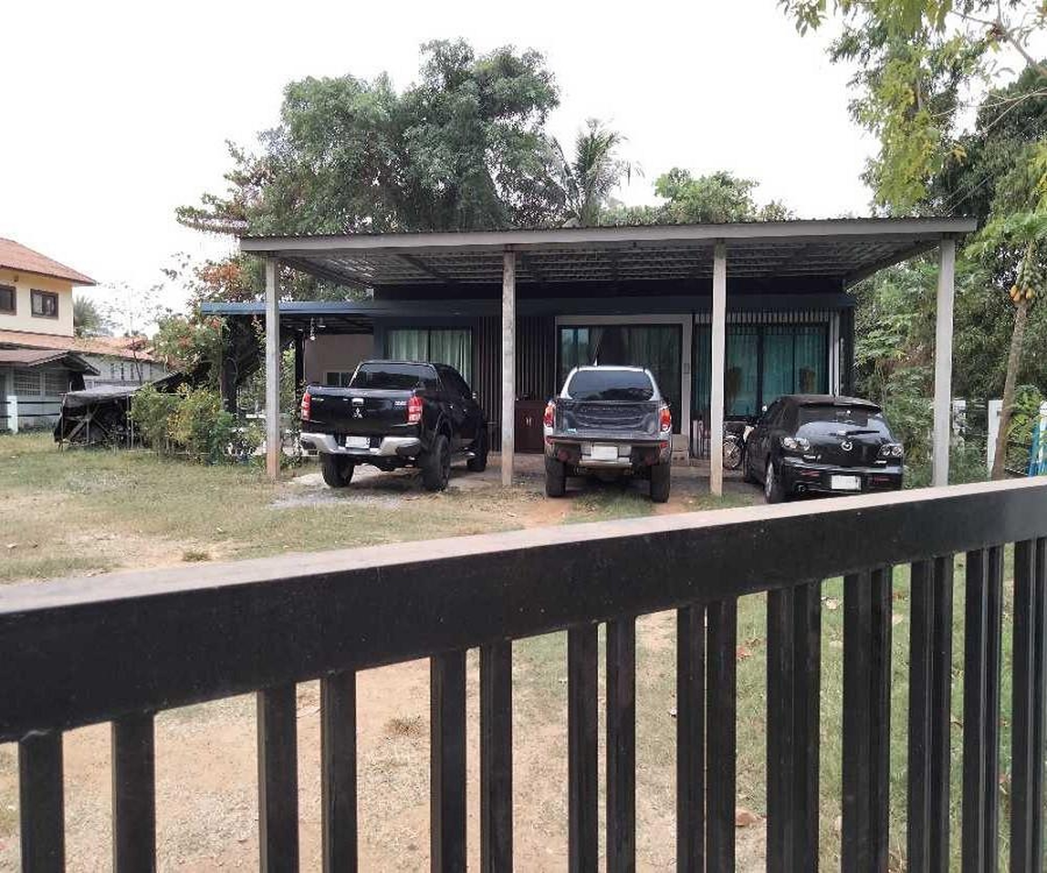 ทรัพย์สถาบันโดย GHB บ้านเดี่ยว ซอยเทศบาล 27 ถนนสุวรรณศรหมายเลข 33