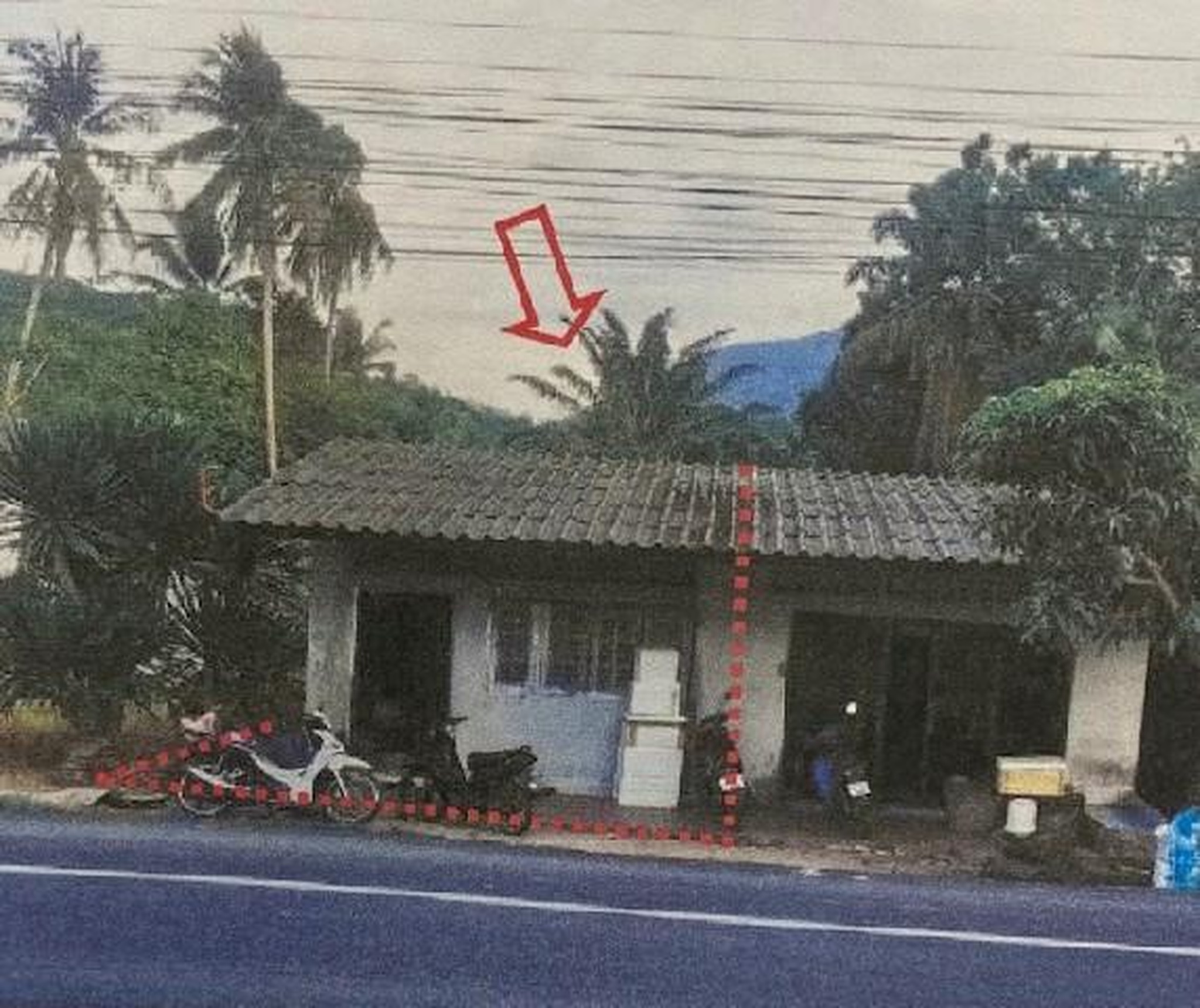 ทรัพย์สถาบันโดย GHB บ้านแฝด ถนนยนตรการกำธร (ทล.406)