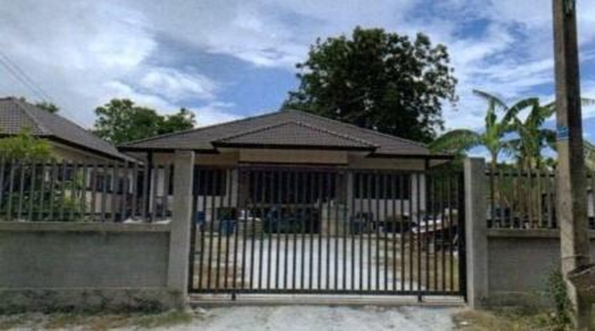 ทรัพย์สถาบันโดย GHB บ้านเดี่ยว ซอยบ้านชะลาด ถนนสายบ้านหินโค้ง-ดงปู
