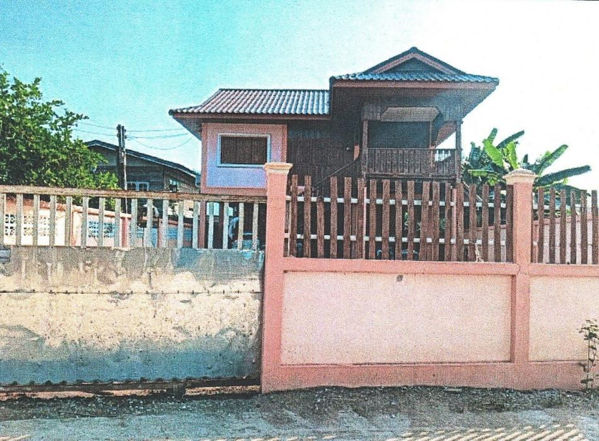 ทรัพย์สถาบันโดย GHB บ้านเดี่ยว ซอยเหมือนฝัน ถนนทล.ชบ.หนองชุมเห็ด-ทั