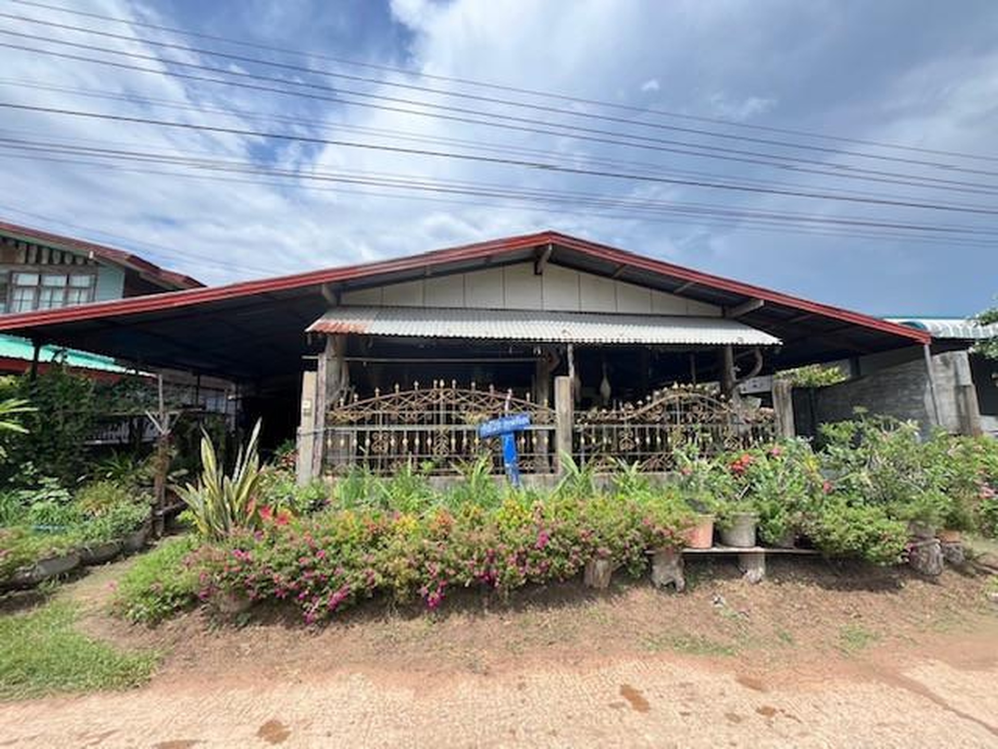 ทรัพย์สถาบันโดย GHB บ้านเดี่ยว ซอยสายบ้านเสียว-บ้านหนอ ถนนสายกันทรลักษณ์-กันทร