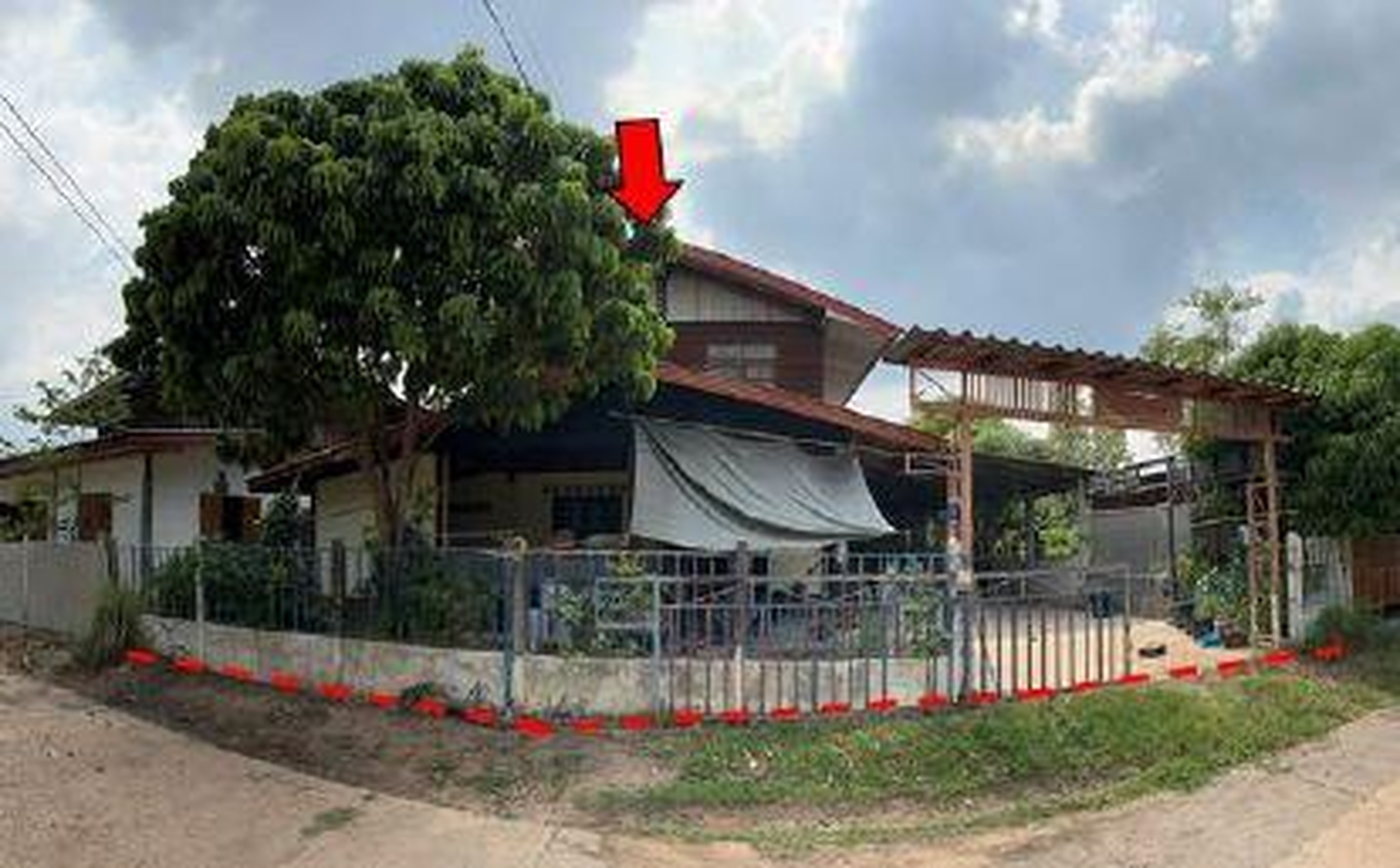 ทรัพย์สถาบันโดย GHB บ้านเดี่ยว ถนนอรุณประเสริฐ (ทล.202