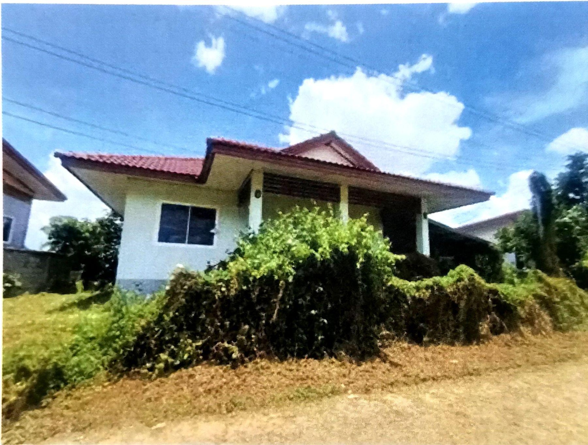 ทรัพย์สถาบันโดย GHB บ้านเดี่ยว ถนนทล.ชบ.สายจำป่าหวาย-บ้านปาง (พย.4015)