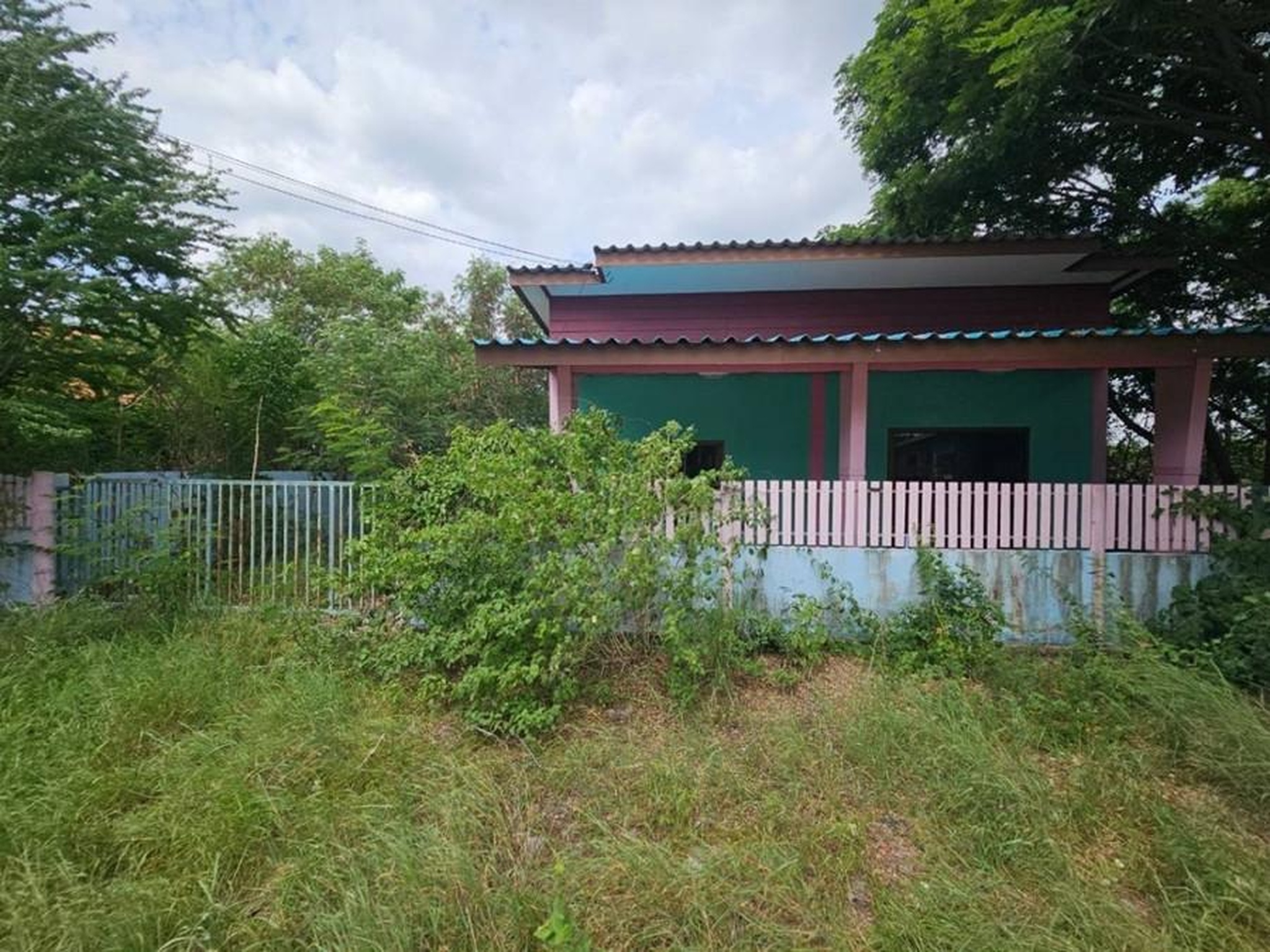 ทรัพย์สถาบันโดย GHB บ้านเดี่ยว ซอยม.ไม่มีชื่อ ถนนสายม่วงค่อม-ท่าหลวง(