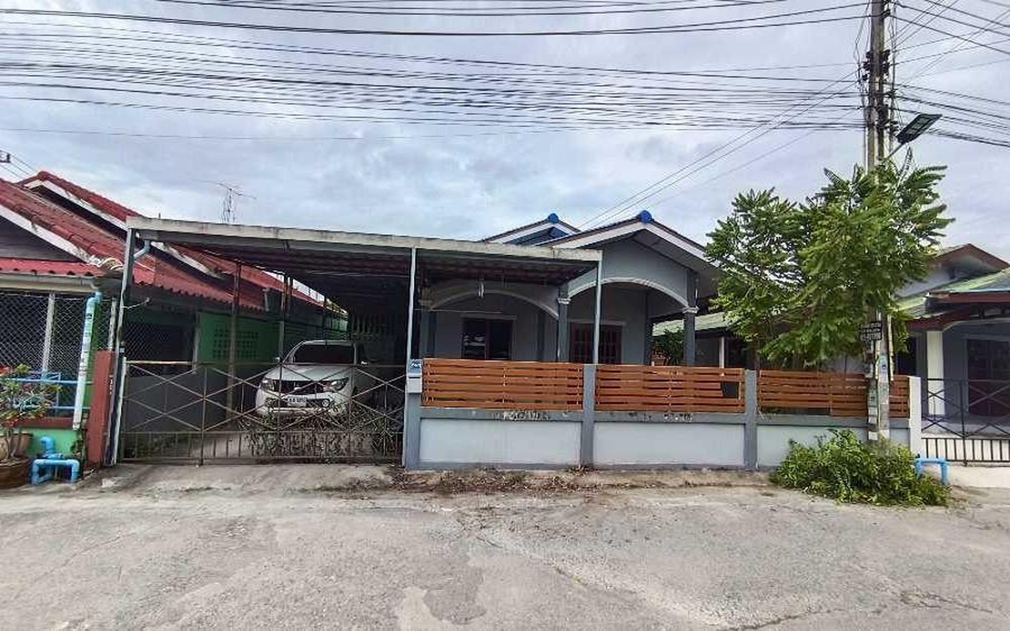 ทรัพย์สถาบันโดย GHB บ้านเดี่ยว ซอยม.สุขนิมิตรสวนเกษตร2 ถนนโป่งสะเก็ด