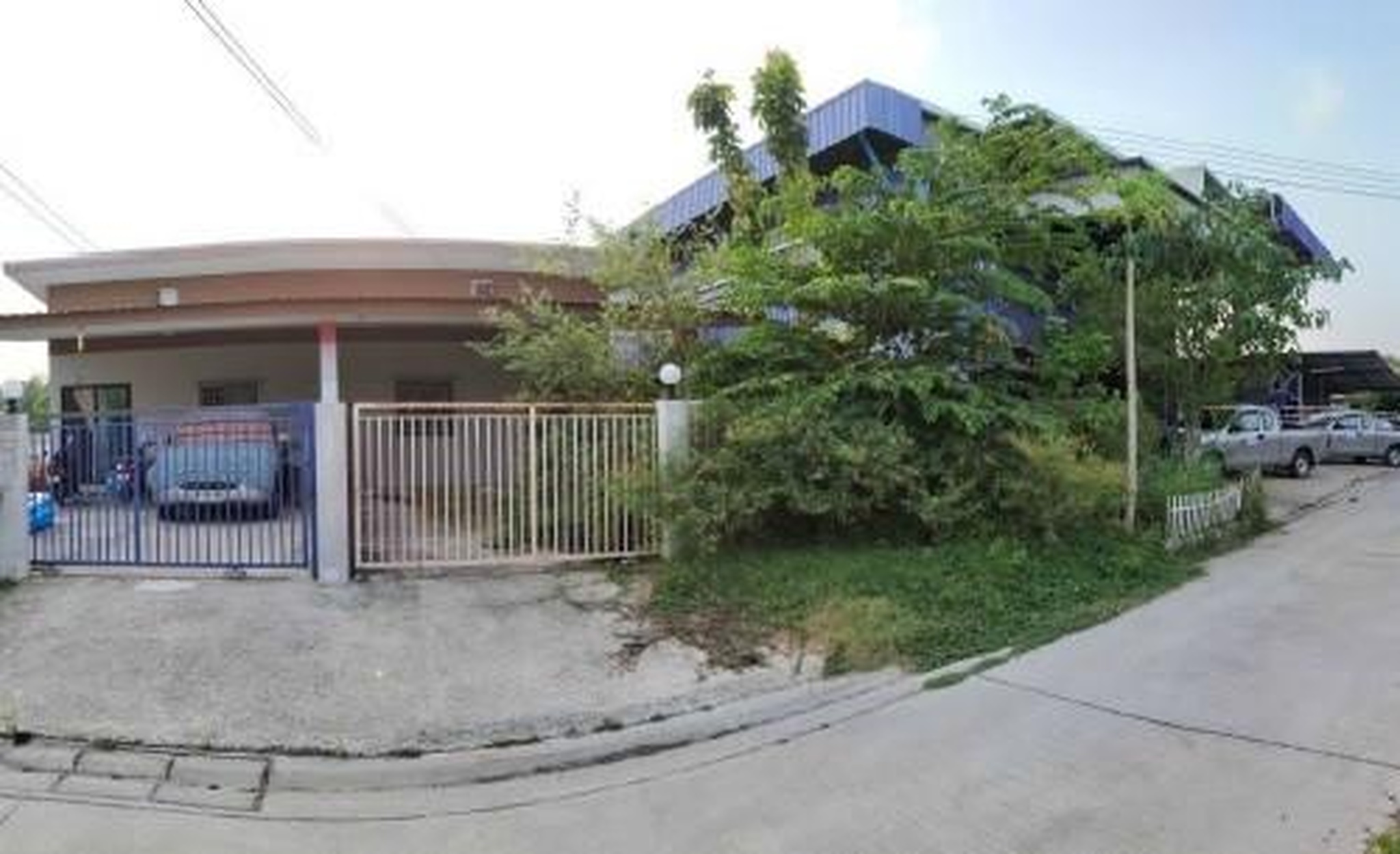 ทรัพย์สถาบันโดย GHB บ้านแฝด ซอยศรีสุทธิ์ ถนนสุขุมวิท52