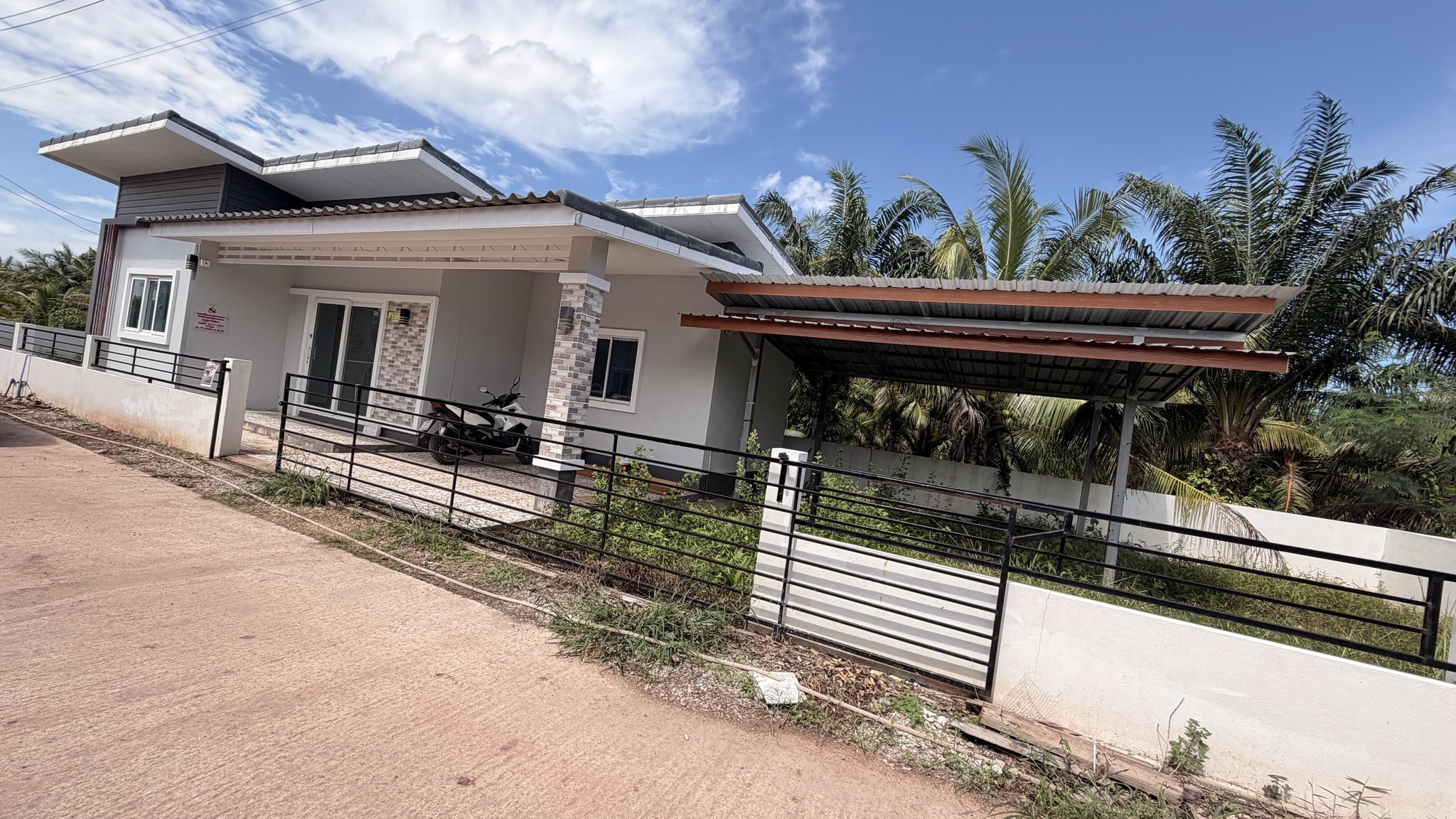 ทรัพย์สถาบันโดย GHB บ้านเดี่ยว ซอยซอยรุ่งรัชนี 1/หมู่บ ถนนบ้านมัทรี-บ้านหาดทรา