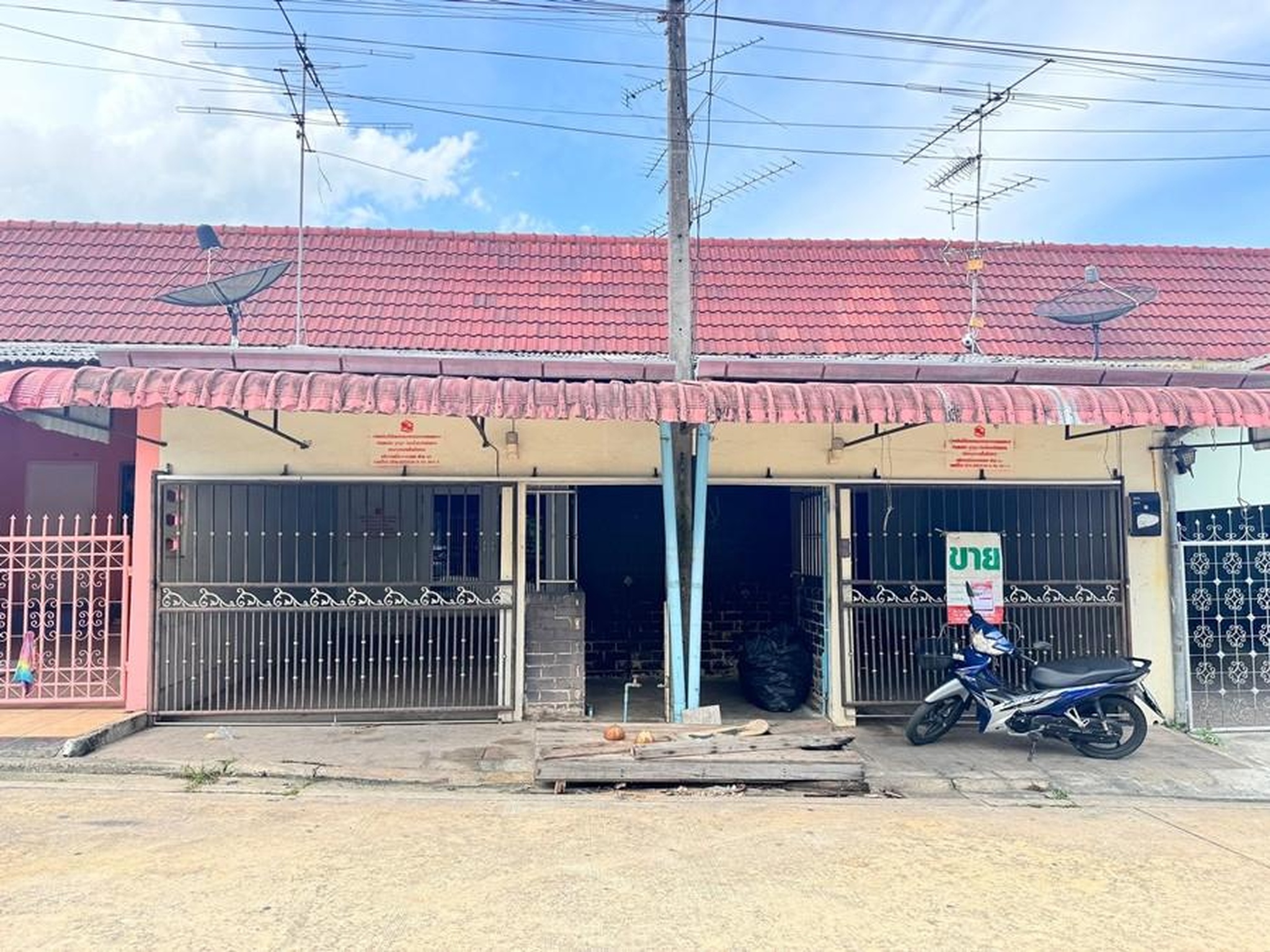 ทรัพย์สถาบันโดย GHB ทาวน์เฮาส์ สะเดา สงขลา