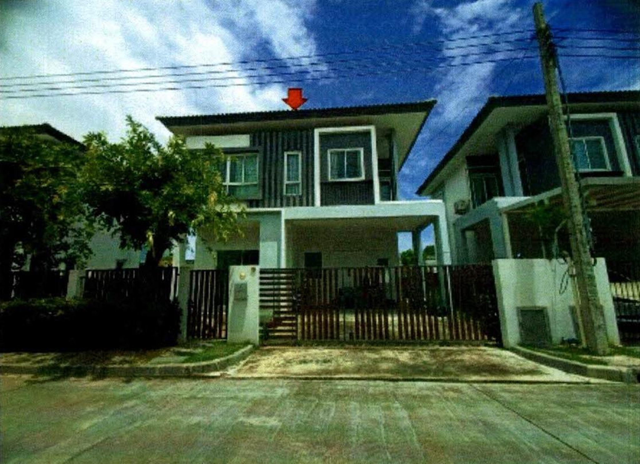 ทรัพย์สถาบันโดย GHB บ้านแฝดใกล้ PK27 บางชัน อิคอนเนเจอร์รามอินทรา 109